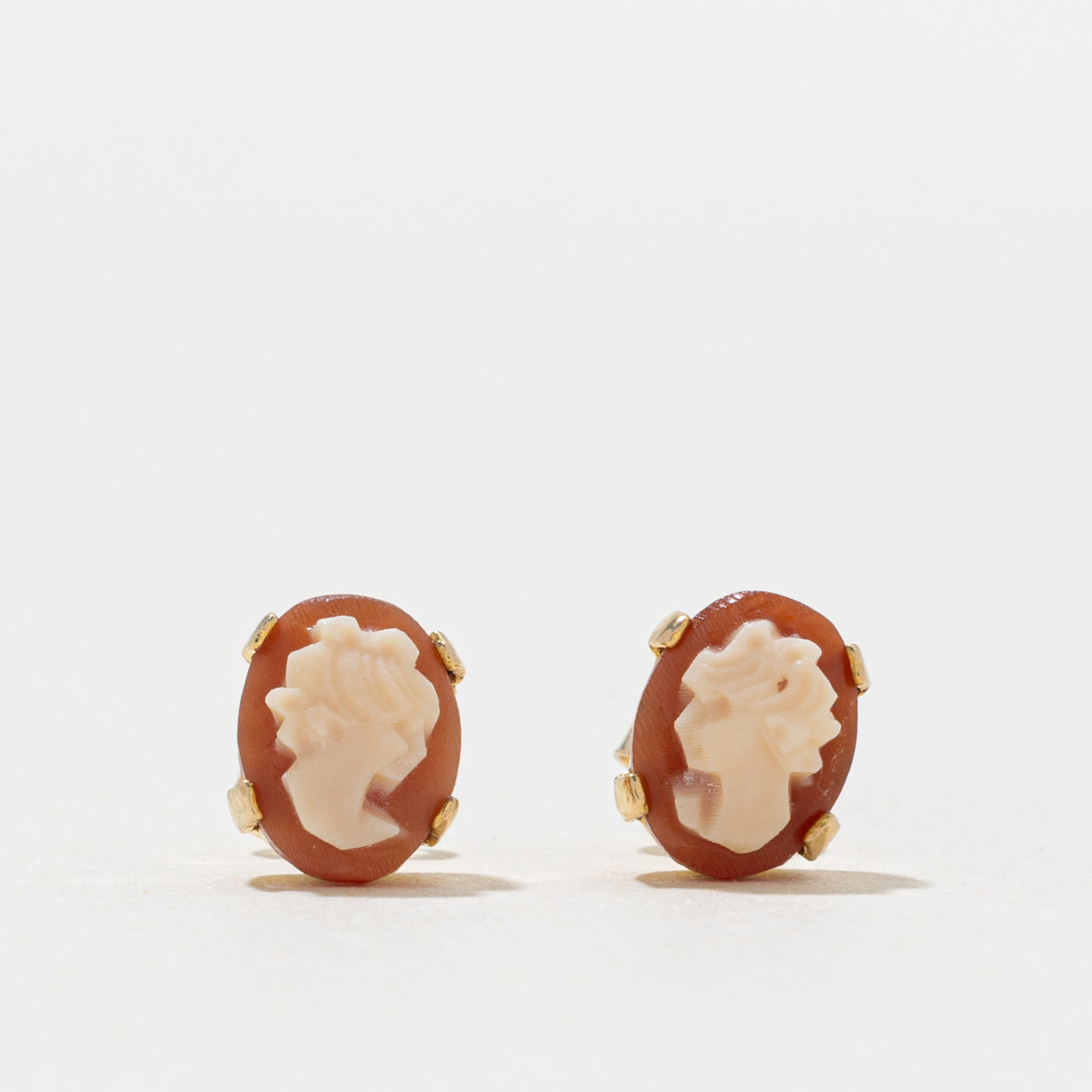 9k Shell Cameo Stud Earrings | 3.40ctw