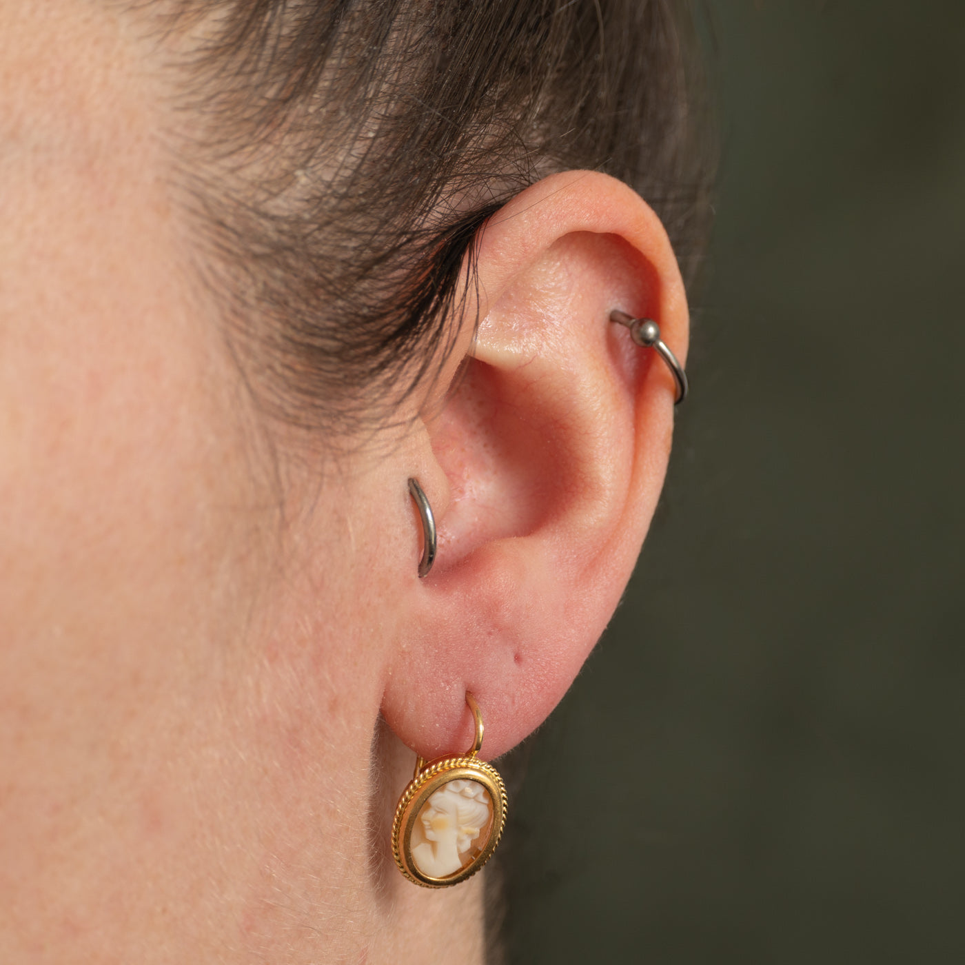 Italian 18k Shell Cameo Earrings | 3.60ctw