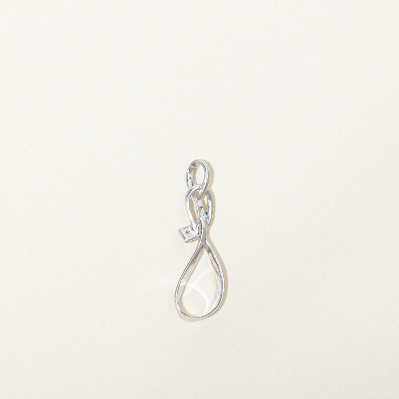 14k Diamond Loop Pendant