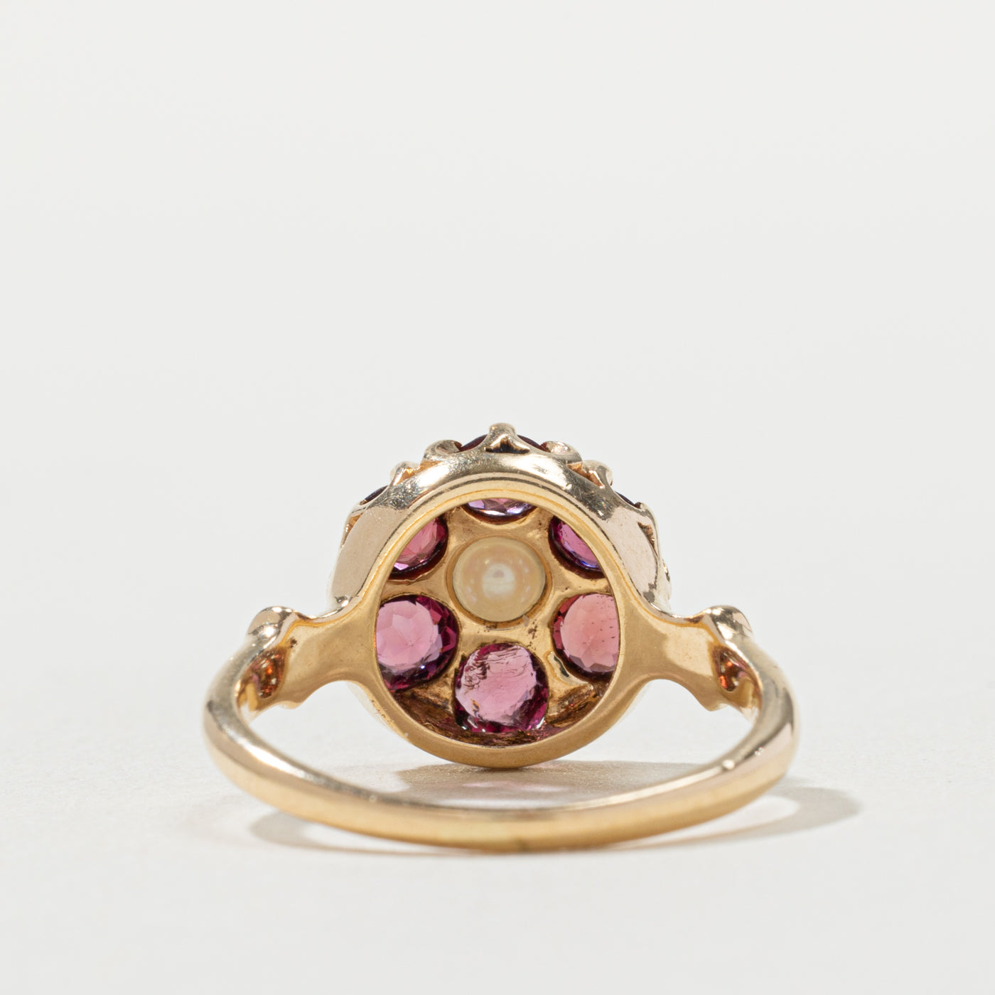 Antique 14k Garnet & Pearl Daisy Ring | 1.02ctw | SZ 5.25