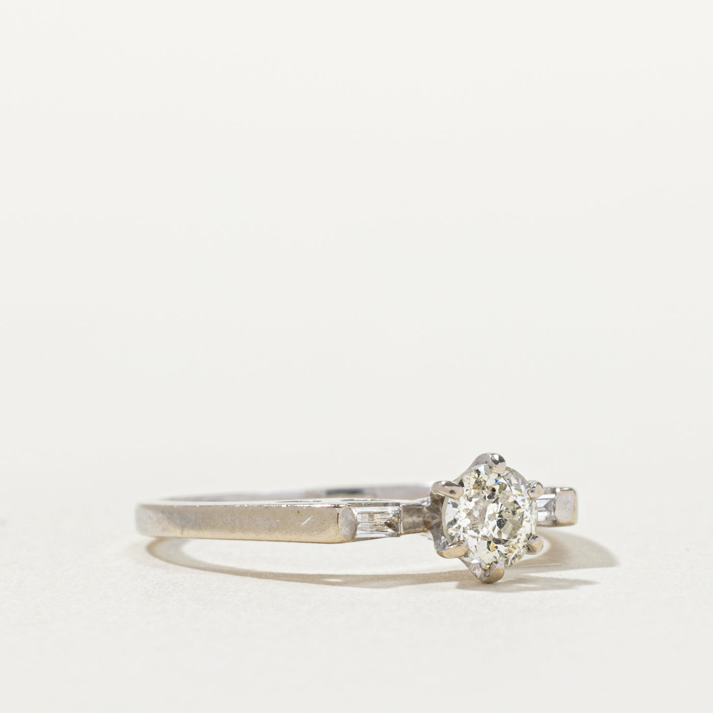 ***PRIX*** Bague en or 14 carats 9158-66