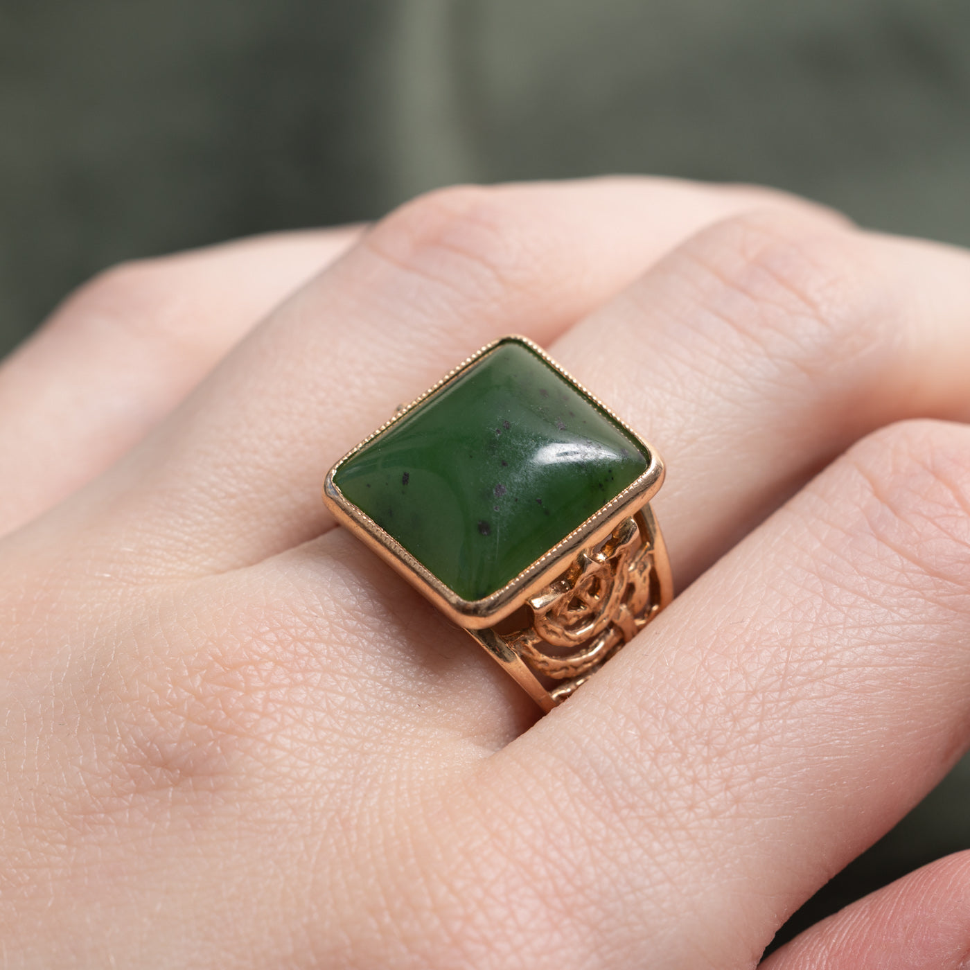 1979 Soviet Hallmarked 14K Nephrite Jade Cocktail Ring | 8ct | SZ 7.75