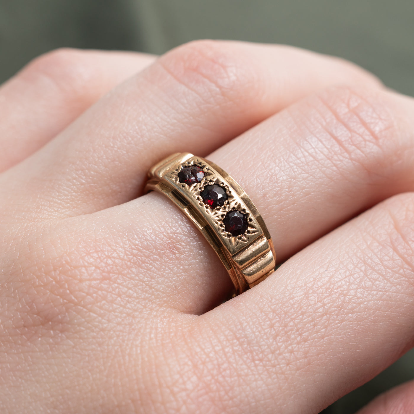 1973 Birmingham 9K Star Set Three Stone Garnet Ring | 0.50ctw | SZ 8.5