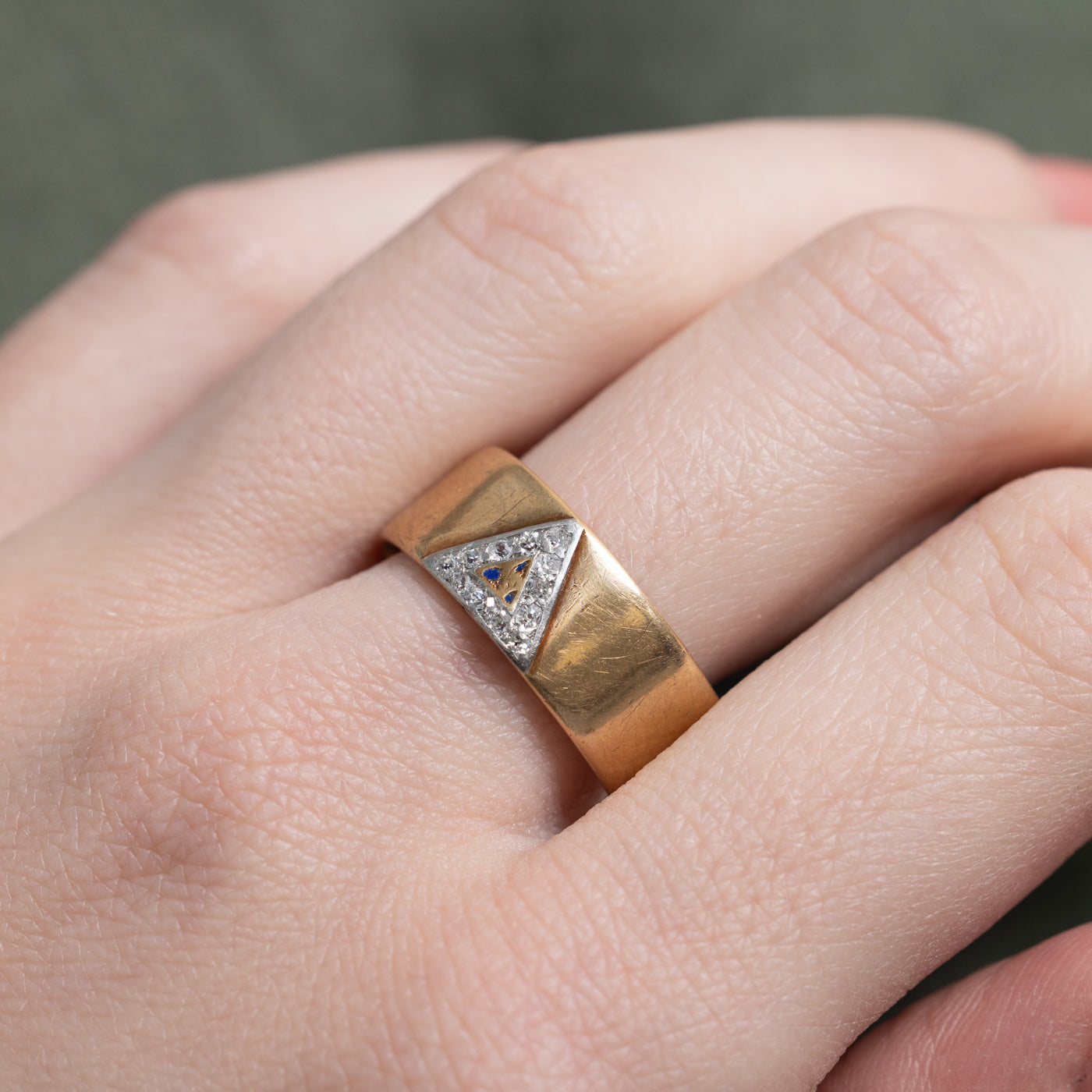 14K Masonic Pave Set Diamond Triangle Band | 0.1ctw | SZ 10.5