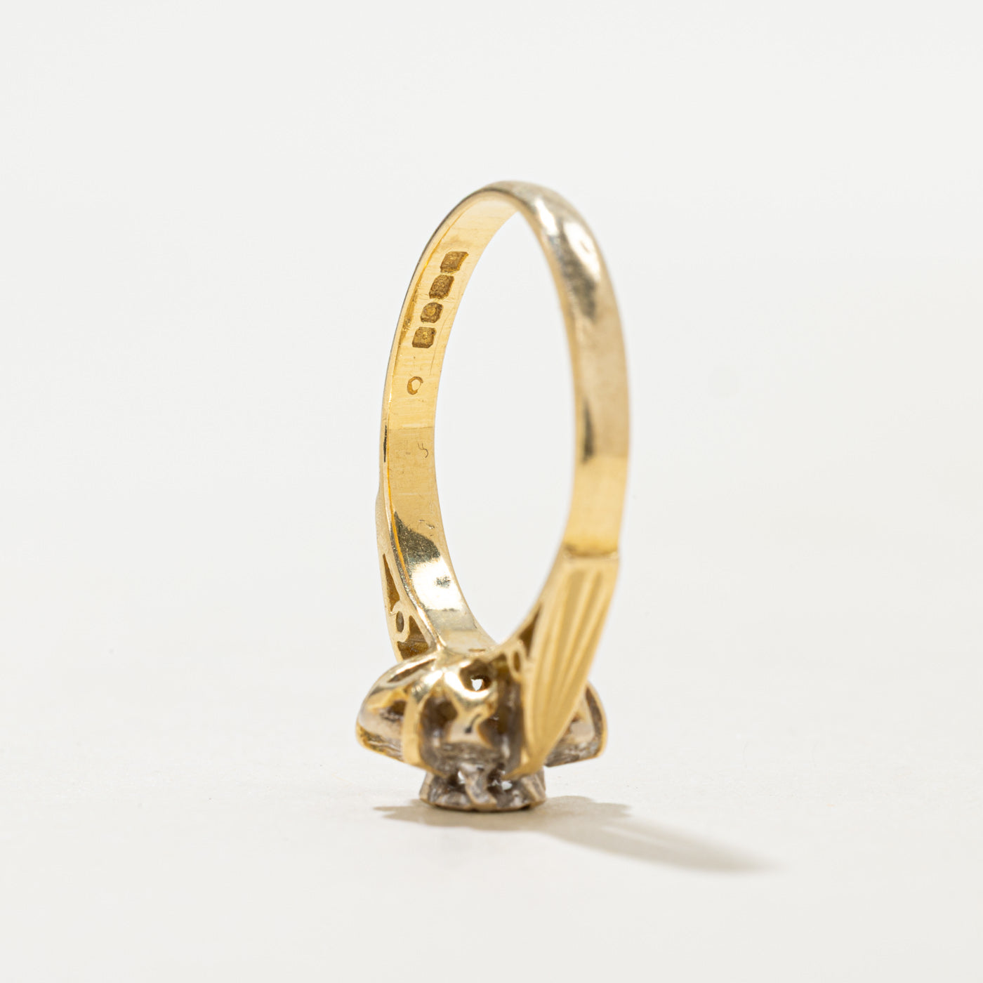 1973 London 18K Diamond Floral Cluster Ring | 0.035ctw | SZ 5.25