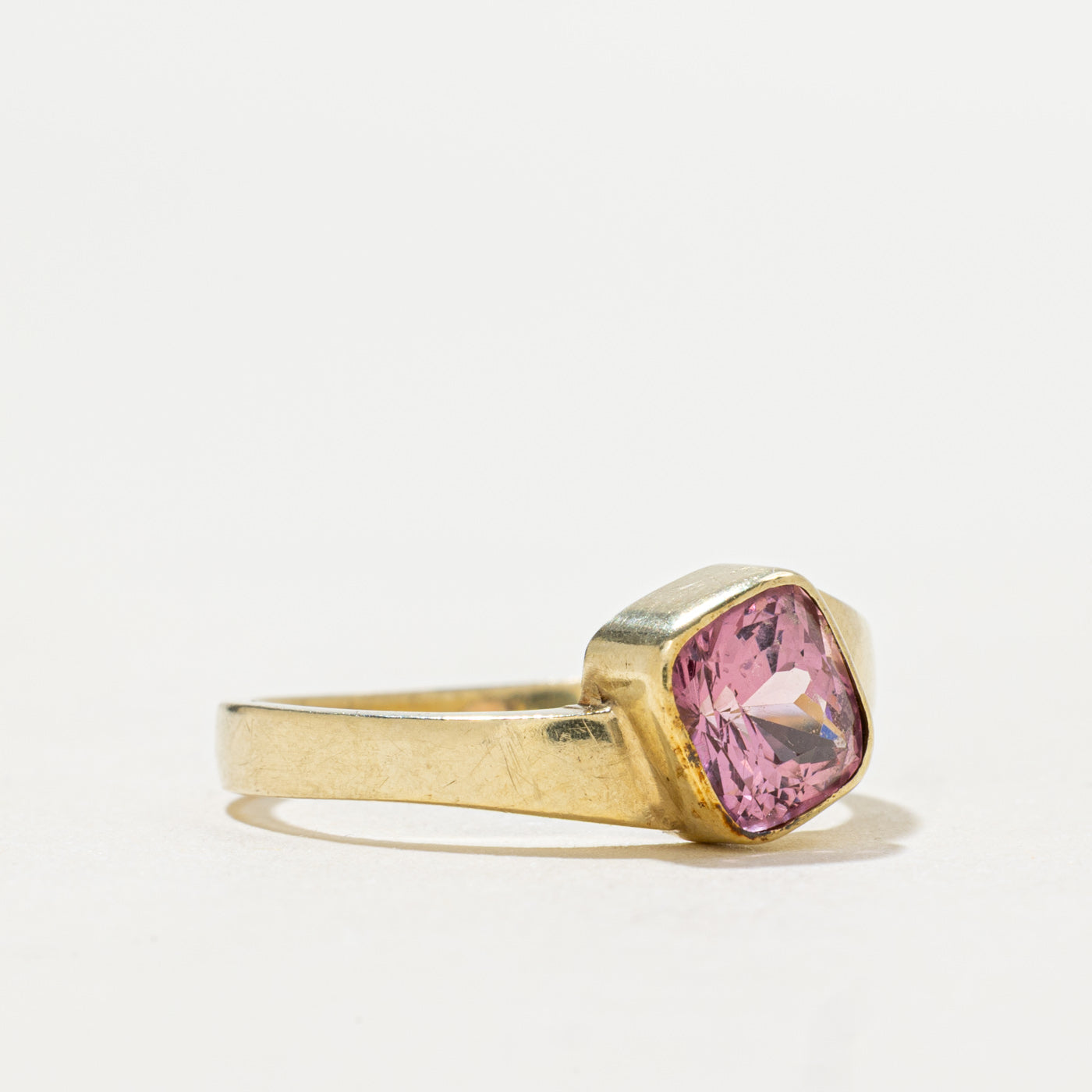 Czech 14K Bezel Set Pink Spinel Bypass Ring | 1.50ct | SZ 5.25