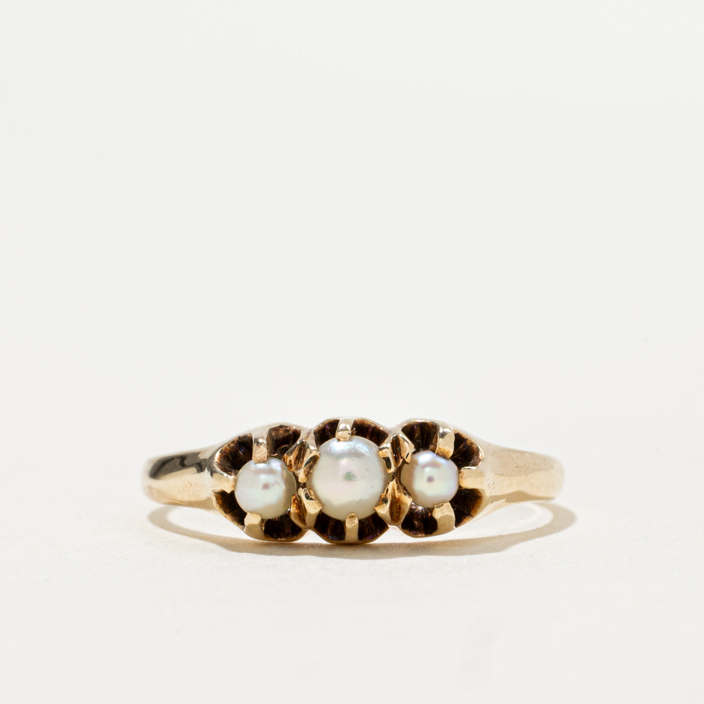 Pseudo Hallmarked 14K Three Stone Belcher Set Pearl Ring | SZ 8