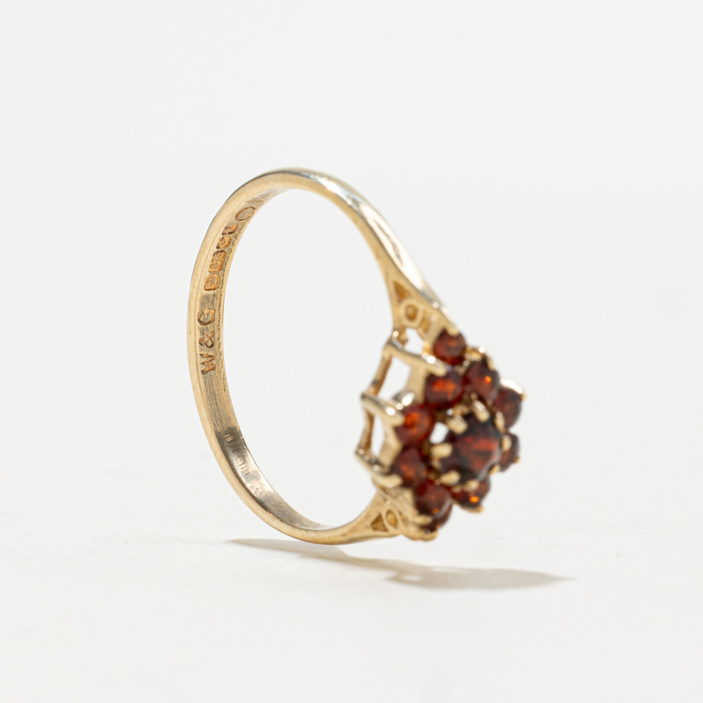 1983 Birmingham 9K Garnet Flower Cluster Ring | 0.30ctw | SZ 7