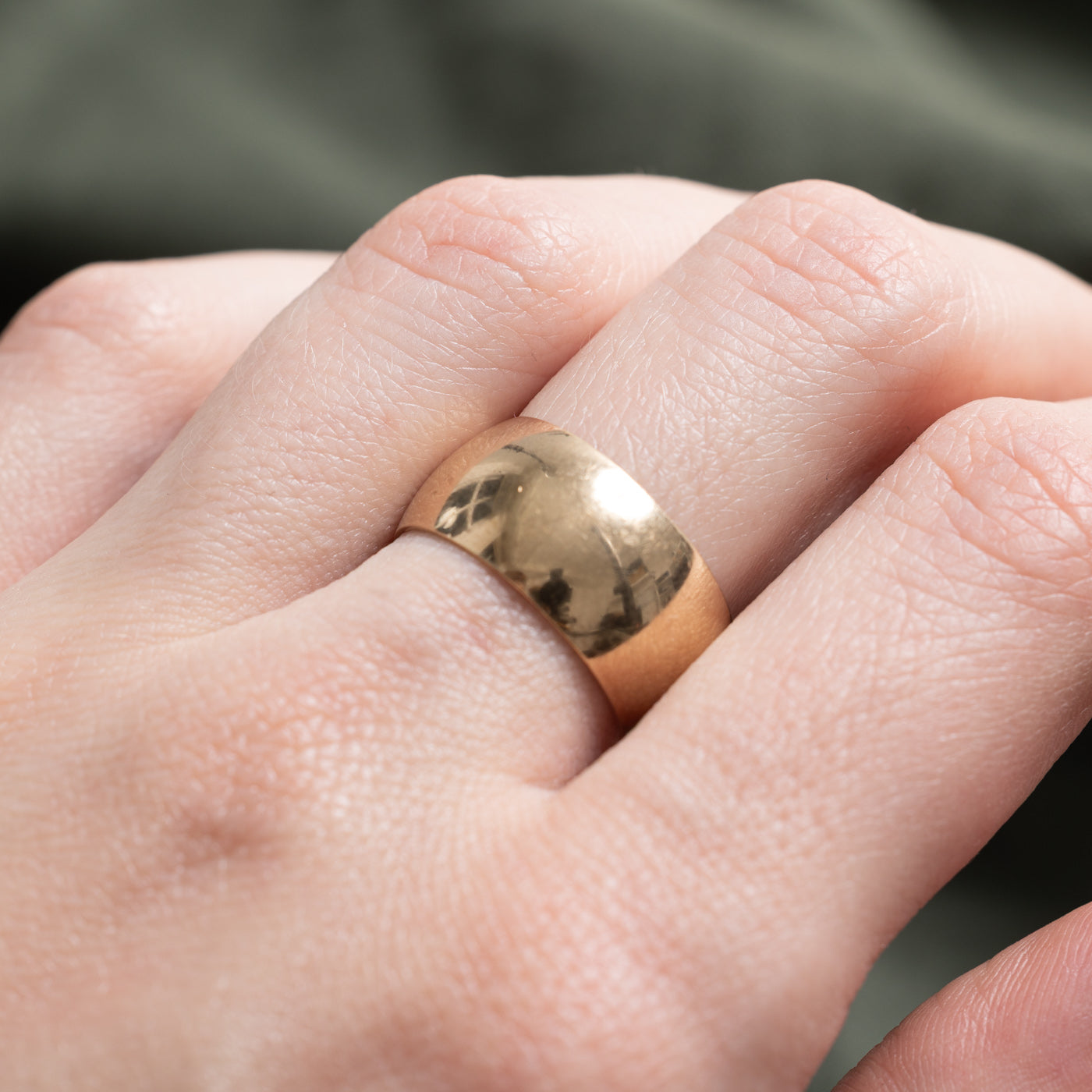 Bague de cigare en or jaune 9 carats, Londres, 1971 | 9,5 mm | Taille 7