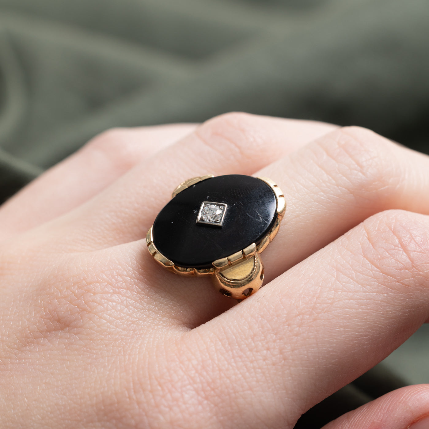 Oval Onyx & Diamond Ornate Ring | 6.50ct, 0.12ct | SZ 6.75