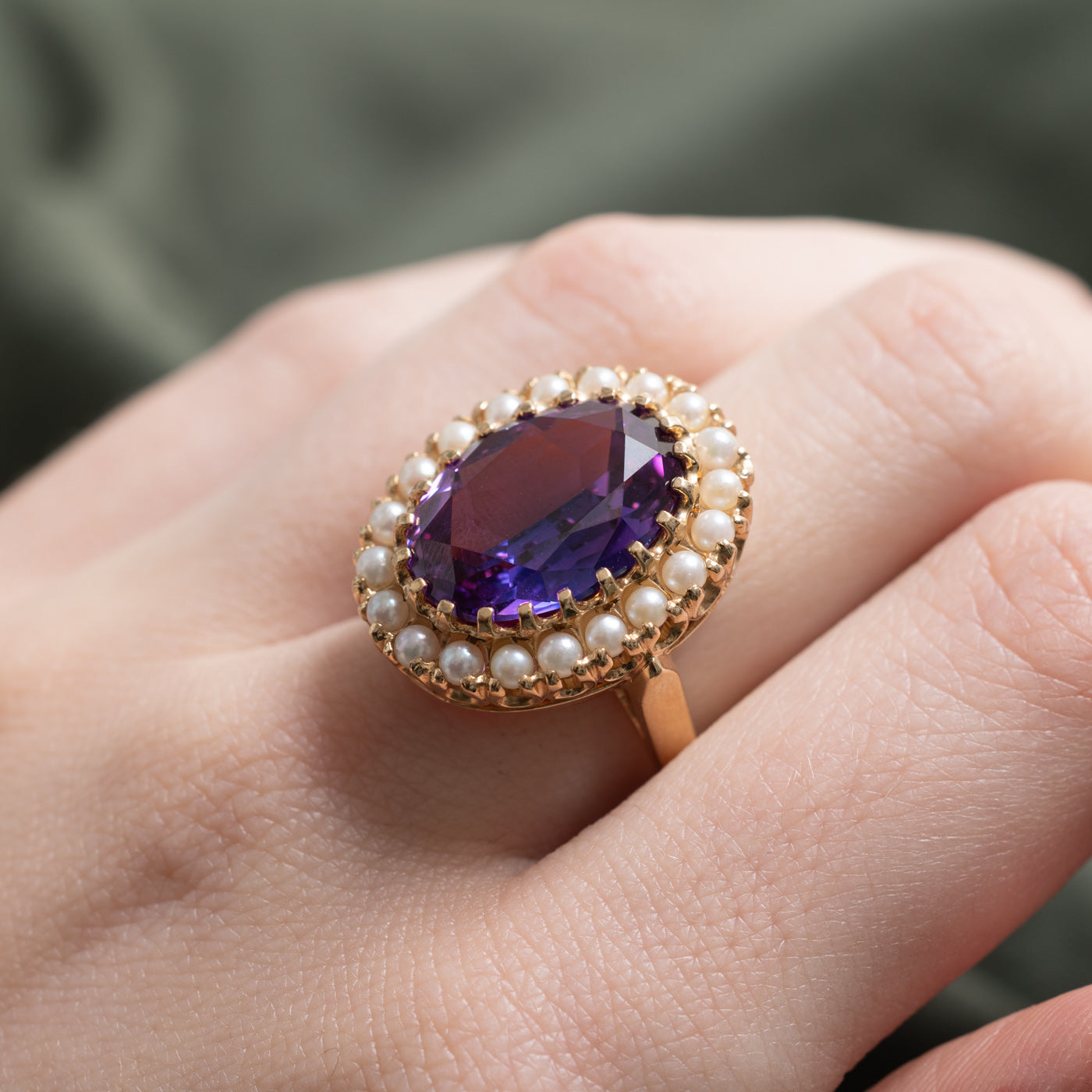 Bague cocktail vintage canadienne en saphir synthétique et perles fines | 10,00 ct | Taille 6,0