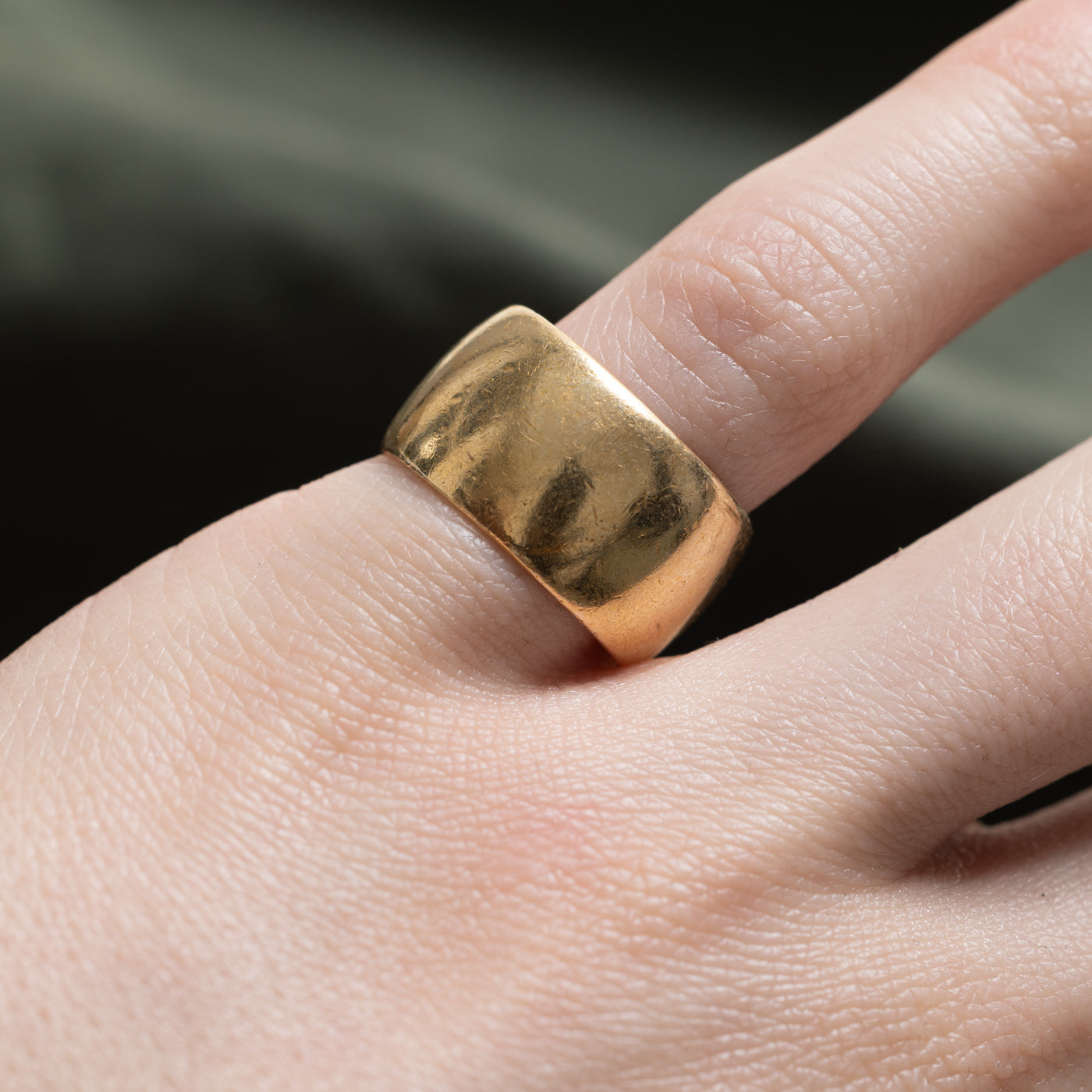 1965 London 22k Yellow Gold Cigar Band | 10mm | SZ 5.5