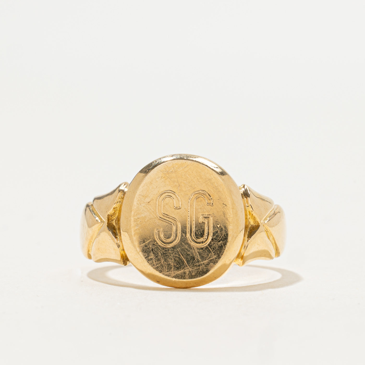 1921 Chester 18k Yellow Gold "SG" Initialized Signet Ring | SZ 8.5