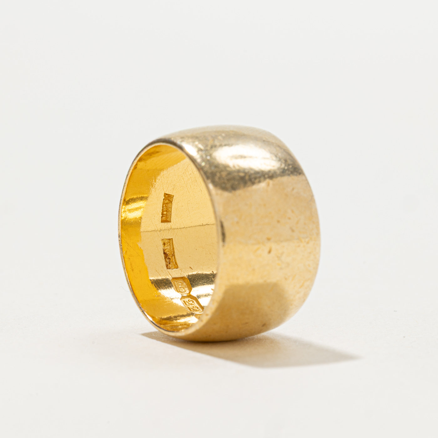 Bague de cigare en or jaune 22 carats, Londres, 1965 | 10 mm | Taille 5,5