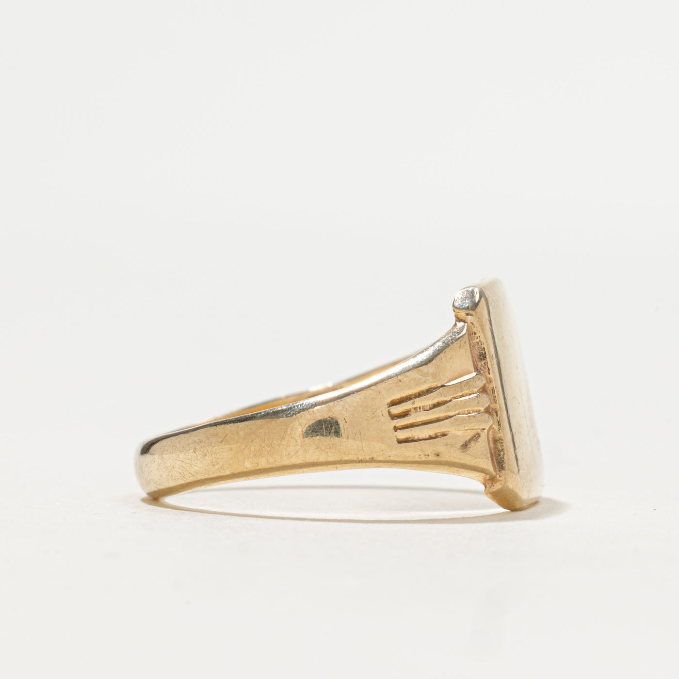 Bague chevalière vierge en or jaune 9 carats de Birmingham, 1975 | Taille 9,5