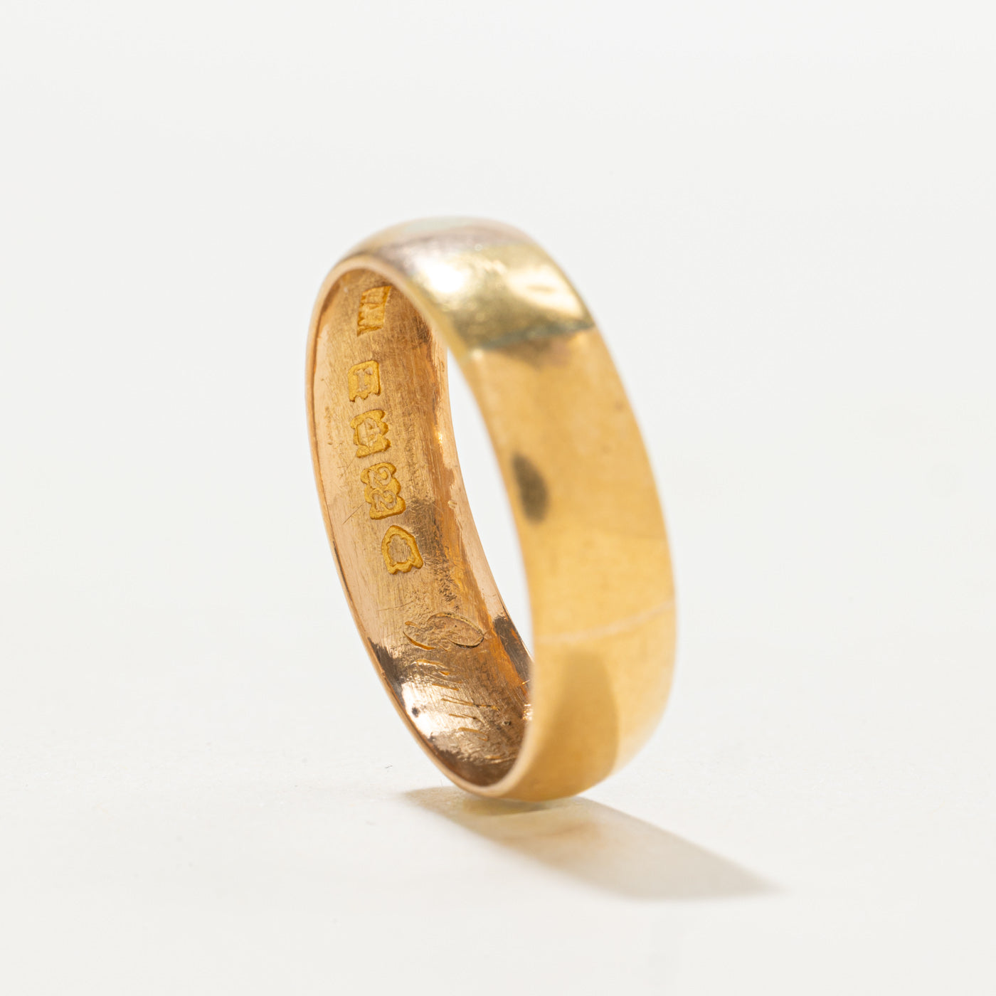 1912 London 22k Yellow Gold Band | 5.5mm | SZ 8.5