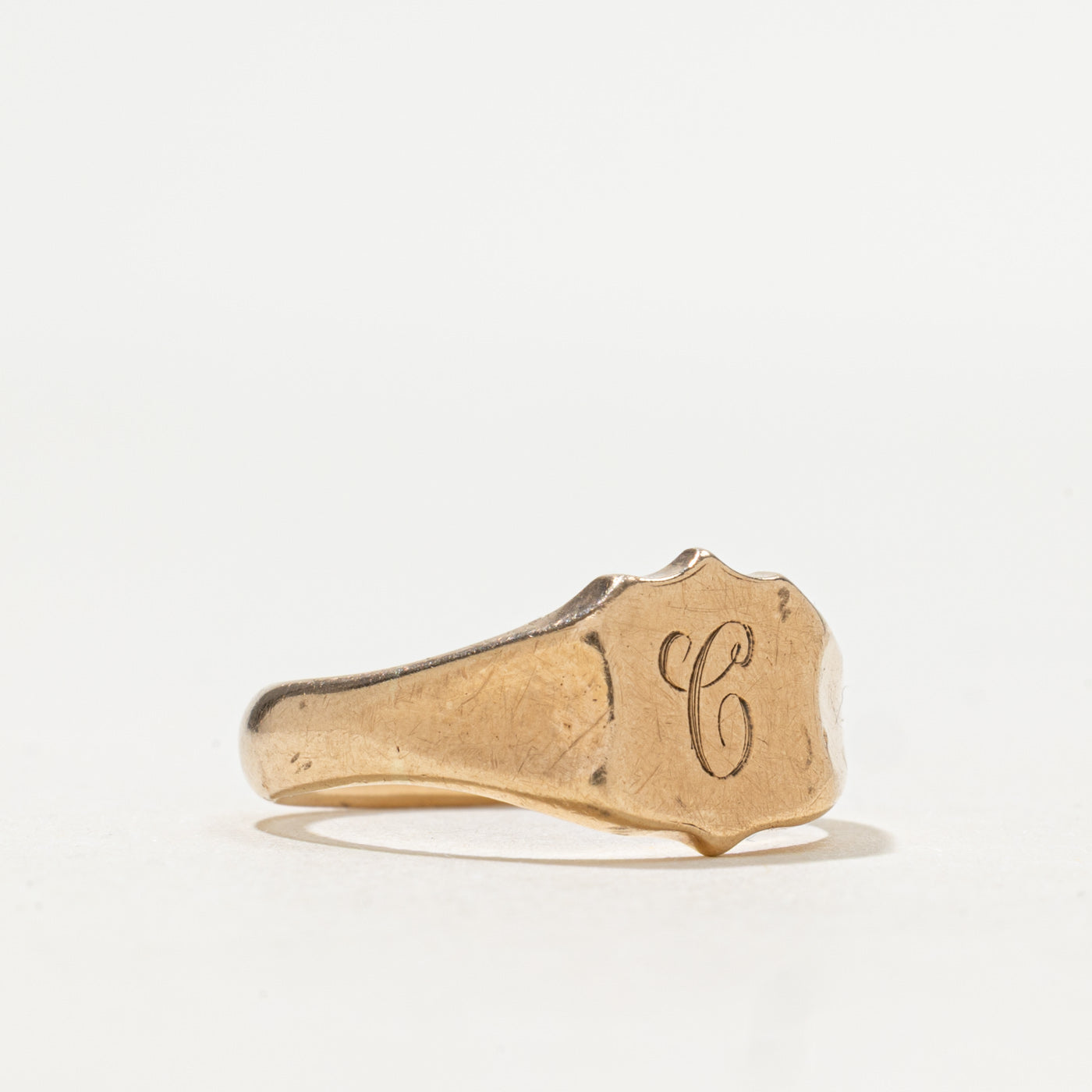 1971 Birmingham 9K "C" Initial Signet Ring | SZ 5.5