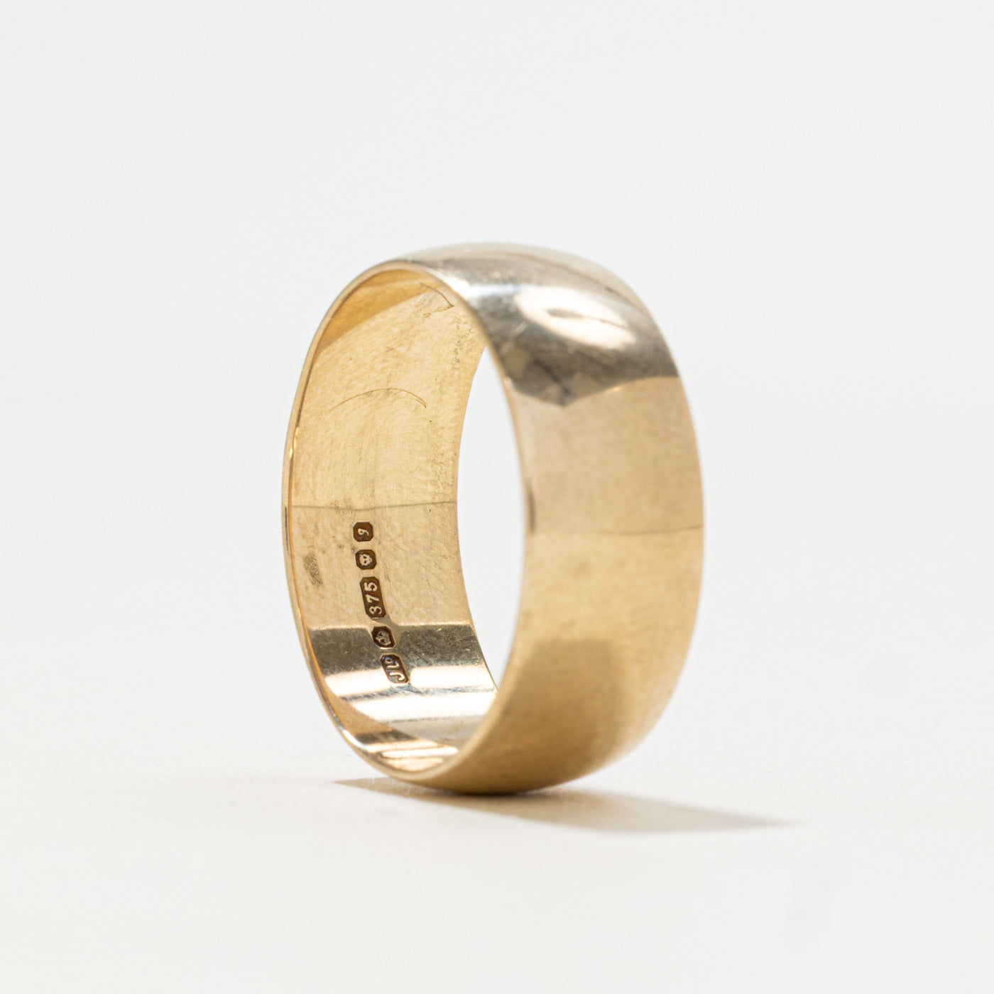 1983 London 9k Yellow Gold Band | 7.5mm | SZ 8