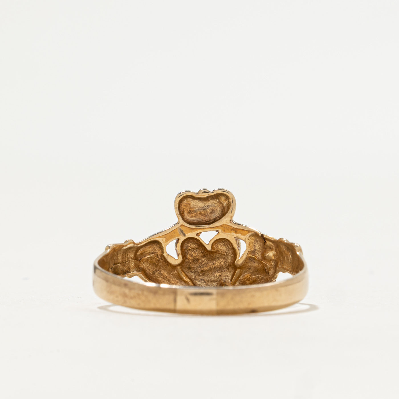 Bague Claddagh en or jaune 9 carats, Dublin 1975 | Taille 9,75