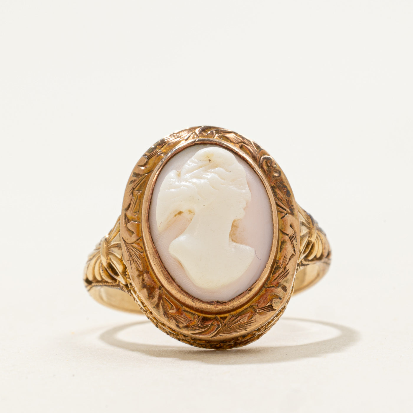 14k Cameo Scrollwork Engraved Ring | 3.25ct | SZ 5.75