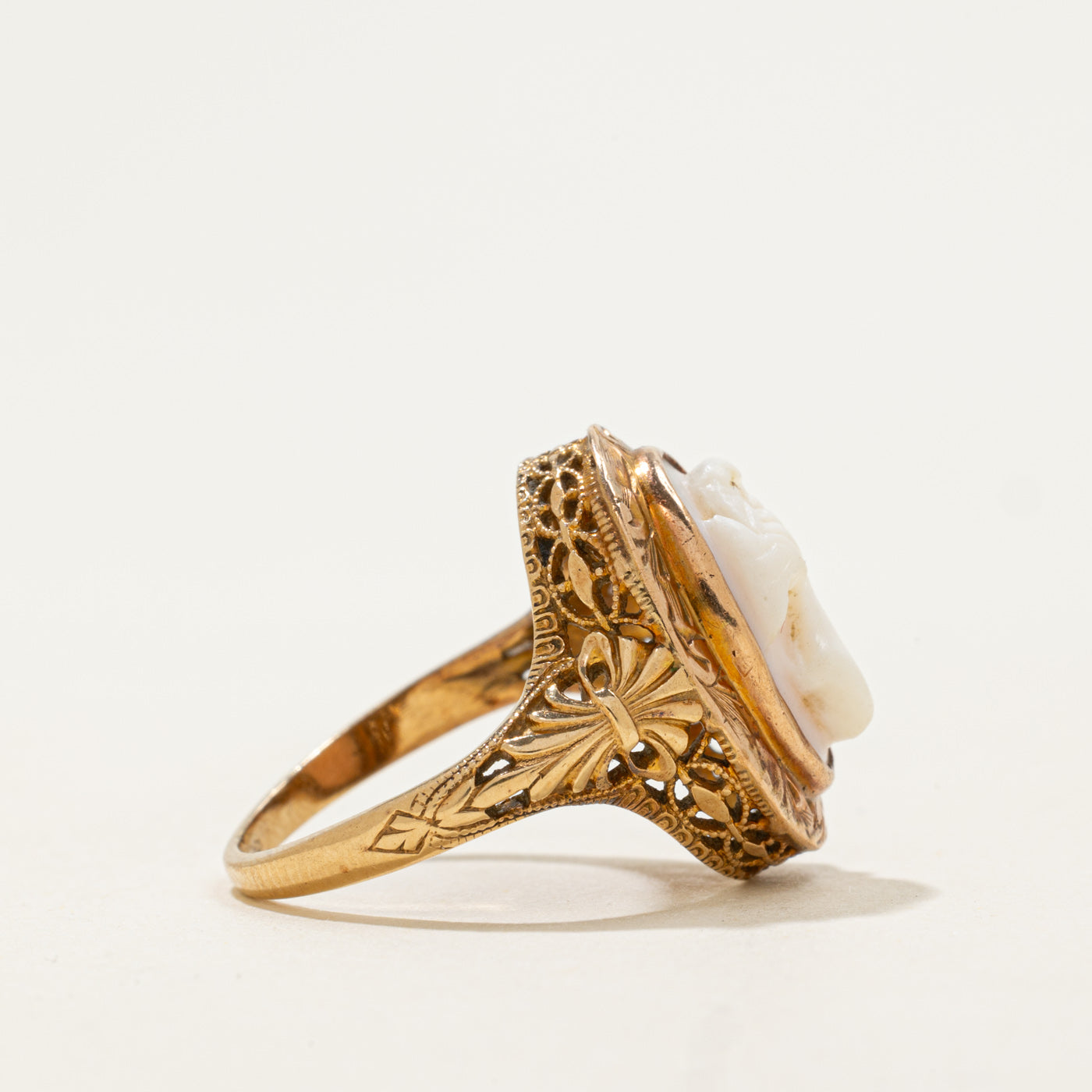 14k Cameo Scrollwork Engraved Ring | 3.25ct | SZ 5.75