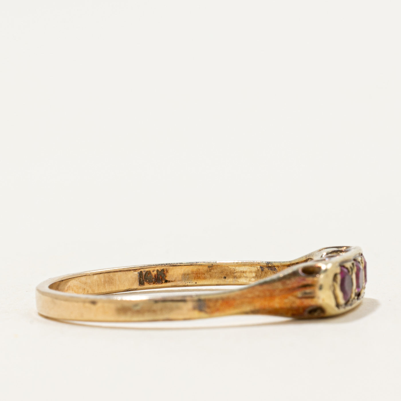 14k Three Stone Synthetic Ruby Ring | 0.26ctw | SZ 8.25