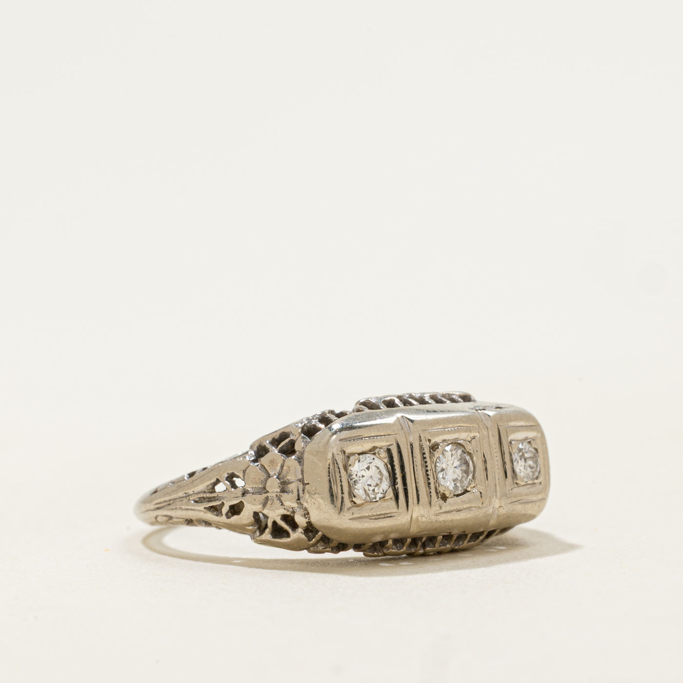 Late Art Deco Three Stone Diamond Panel Ring | 0.16ctw | SZ 6.75