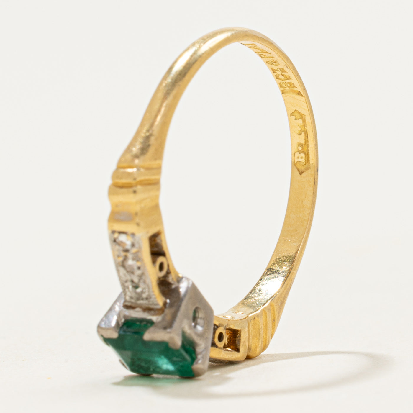 Art Deco Emerald & Rose Cut Diamond Ring | 0.6ct, 0.03ctw | SZ 7.5