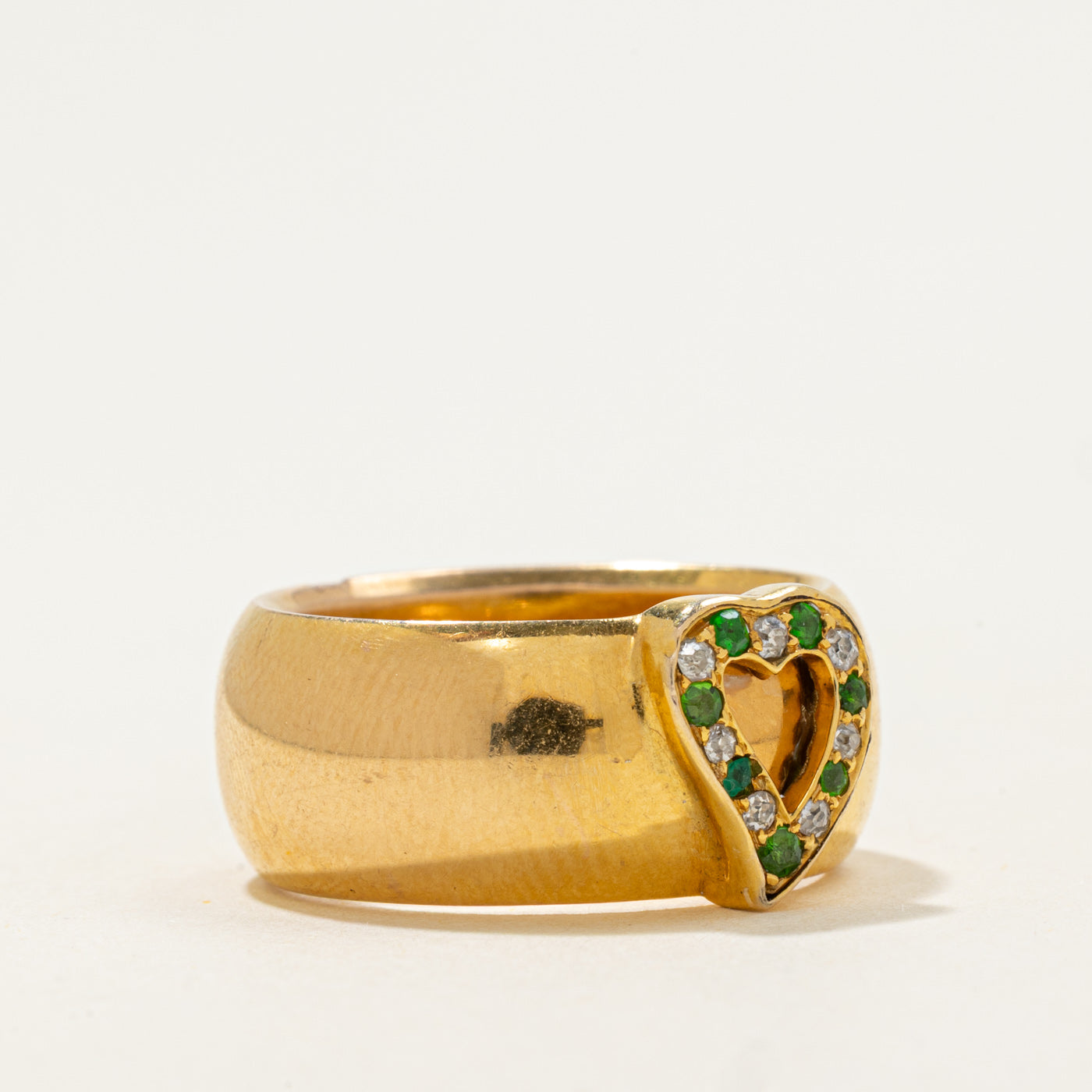 18k Green Garnet & Old Mine Cut Diamond Heart Ring | 0.08ctw, 0.09ctw | SZ 7.25
