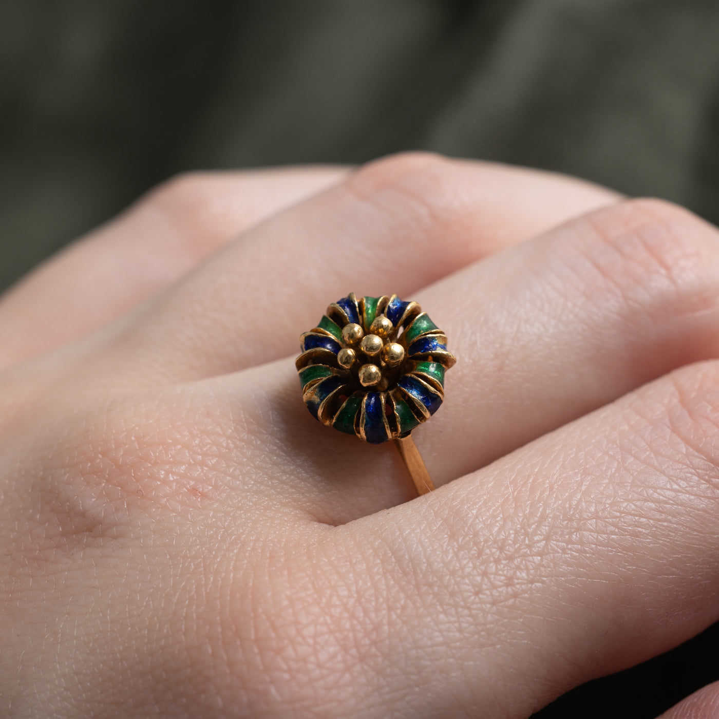 Vintage Italian 18k Enamel Dome Ring | SZ 6.5