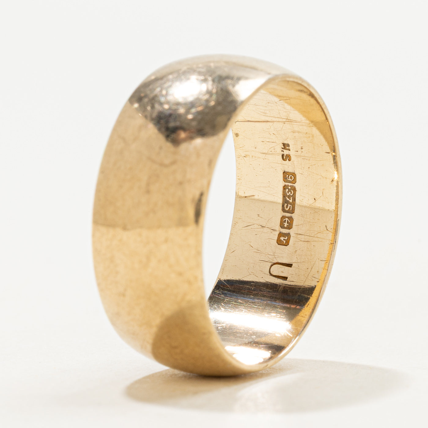 Bague de cigare Birmingham 1970 en or jaune 9 carats | 8,95 mm | Taille 10,25