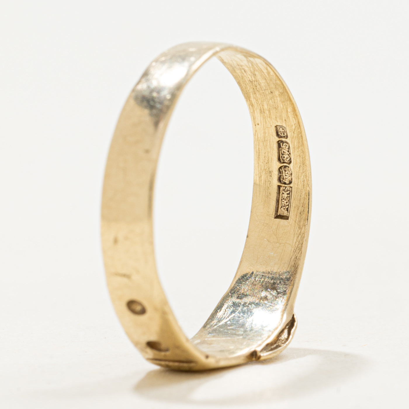 Birmingham 9k Yellow Gold Buckle Ring | SZ 9.25