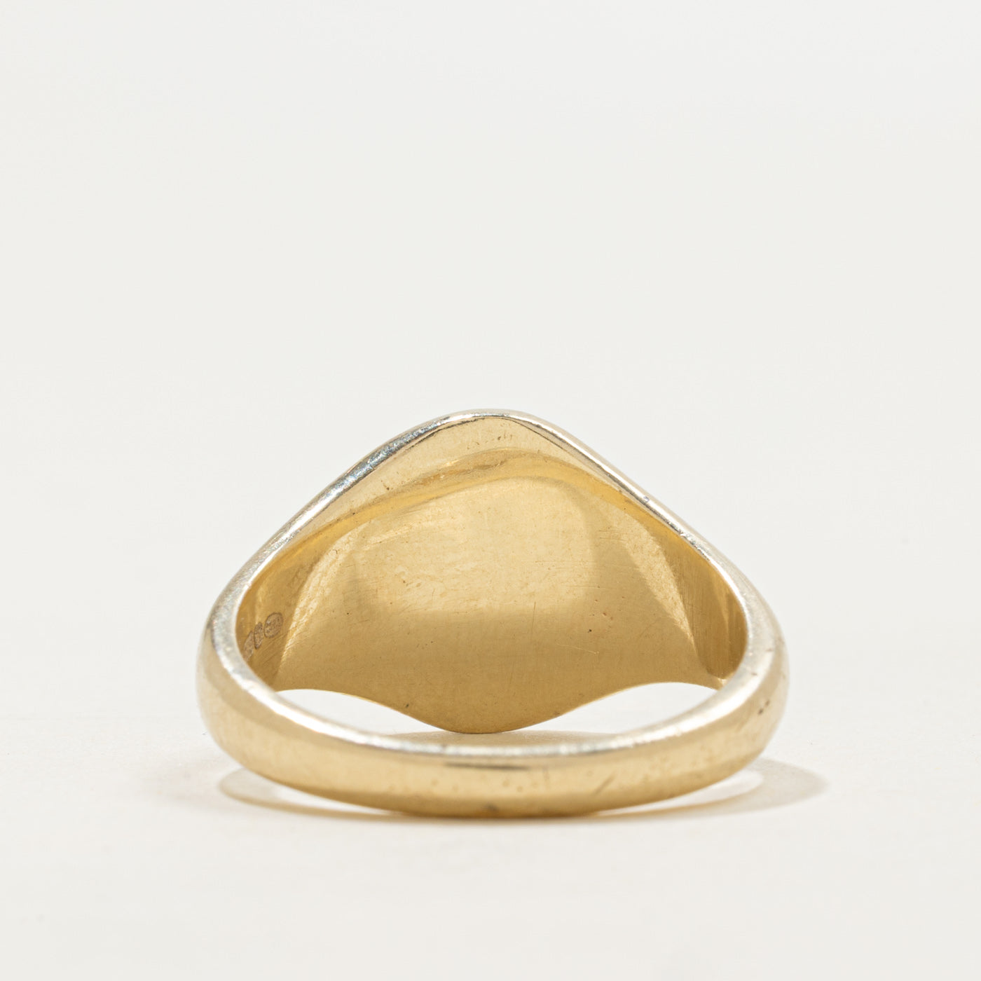 Sheffield 9k Yellow Gold Oval Signet Ring | SZ 7.75