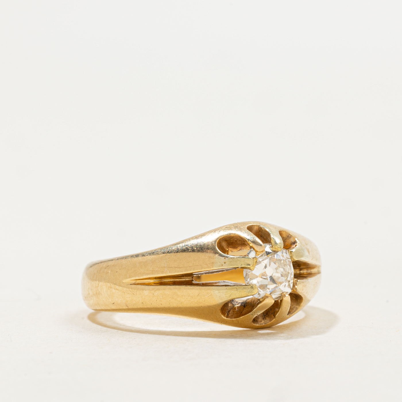 Bague sertie de diamants Belcher en or 18 carats, Londres, 1896 | 0,60 ct | Taille 7,5