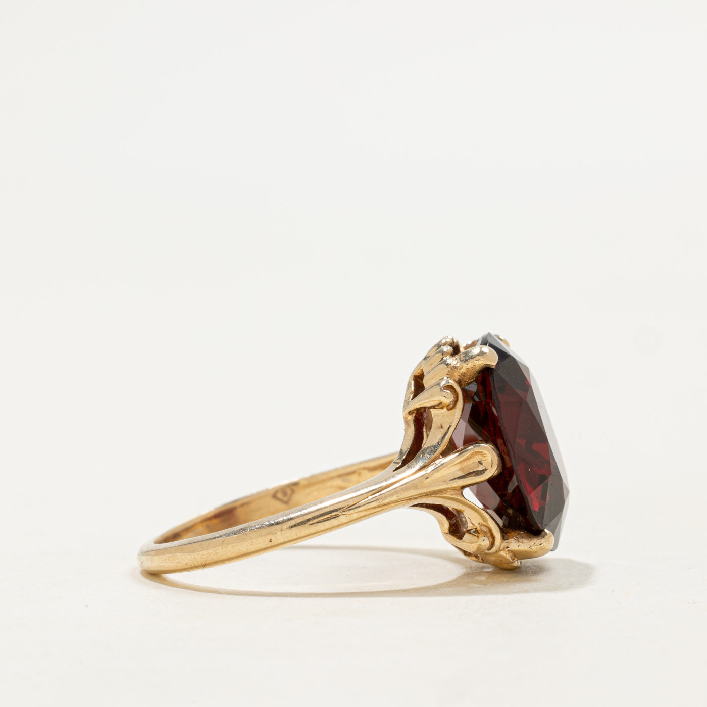 Vintage Canadian 10k Synthetic Ruby Ring | 12.50ct | SZ 8