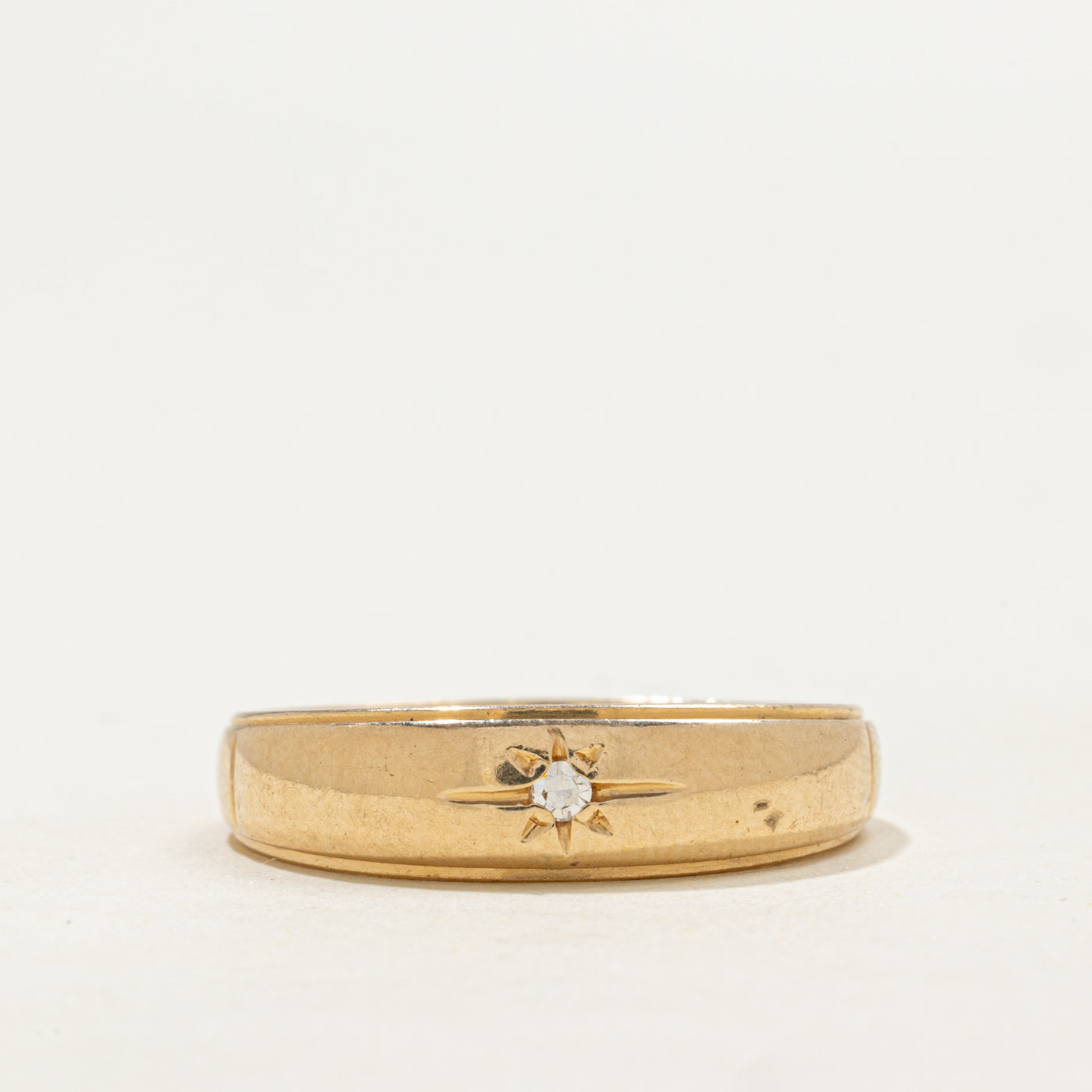 Vintage Canadian 14k Star Set Diamond Band | 0.02ct | SZ 10.25