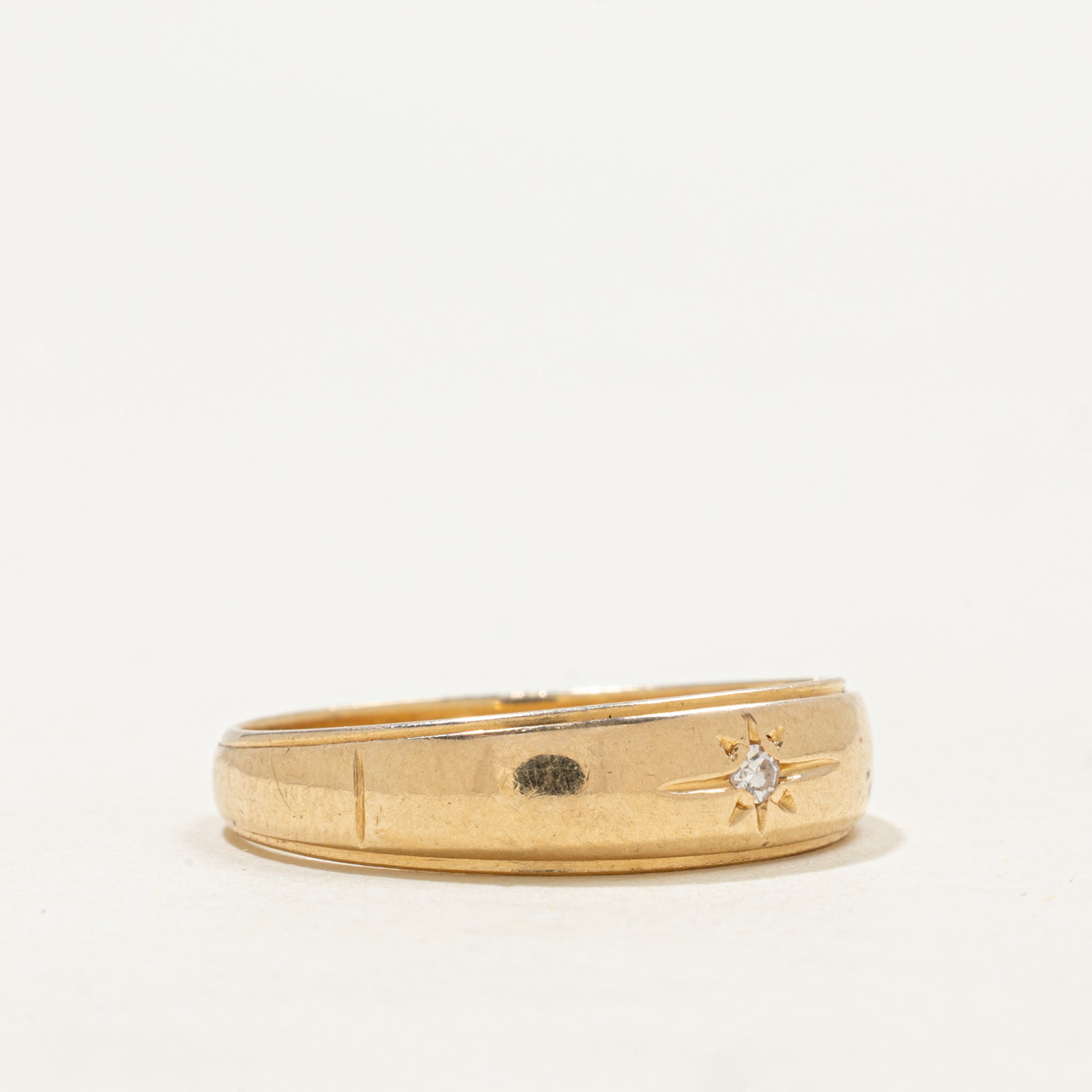 Vintage Canadian 14k Star Set Diamond Band | 0.02ct | SZ 10.25