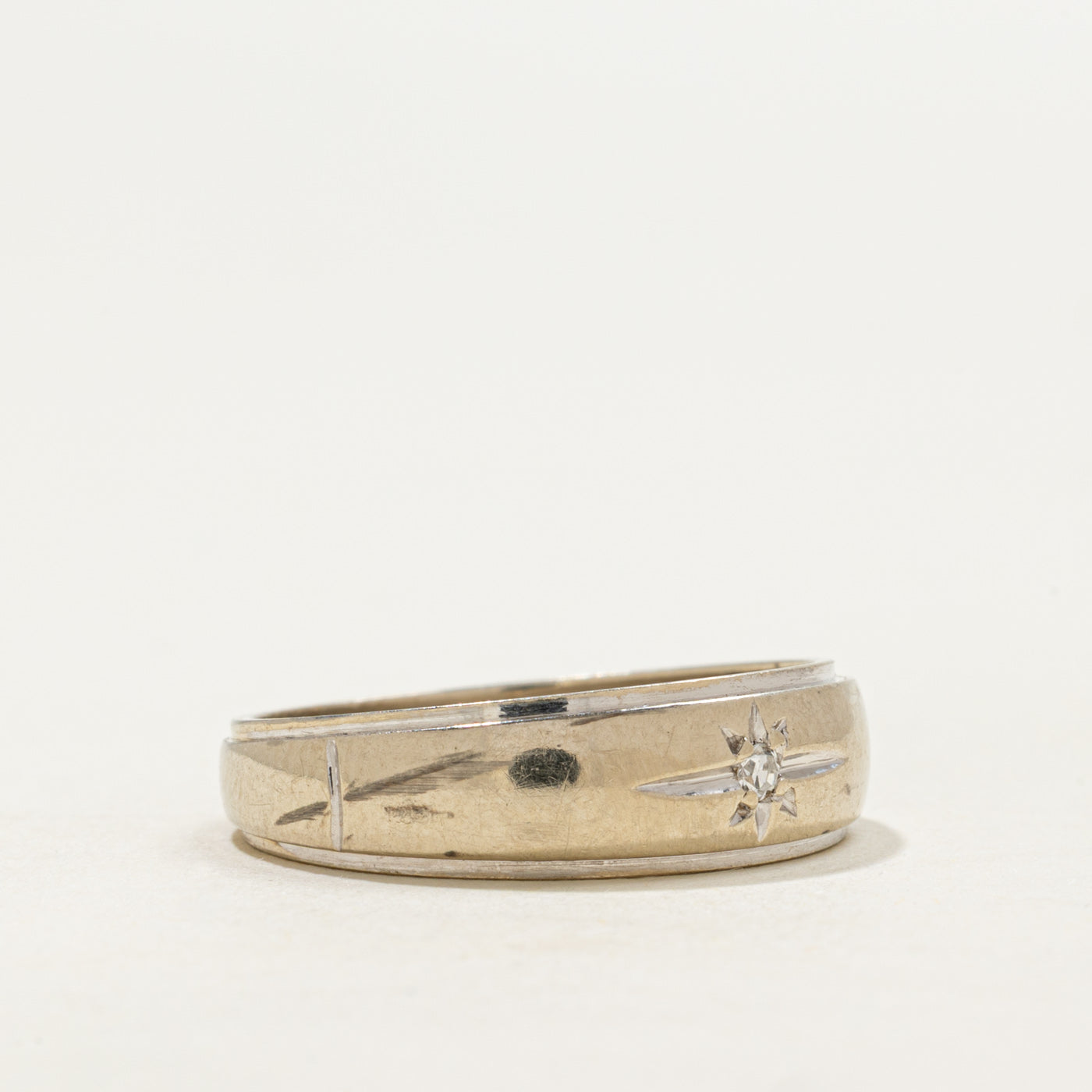 Vintage Canadian 14k White Gold Star Set Diamond Band | SZ 7.5