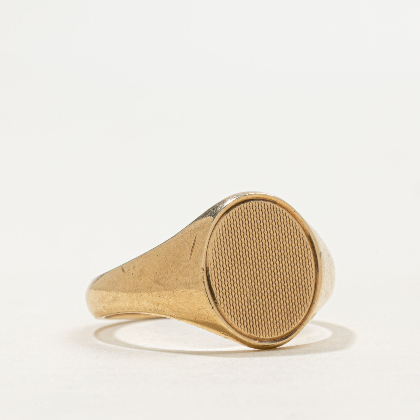 1961 Birmingham 9k Textured Oval Signet Ring | SZ 10.25