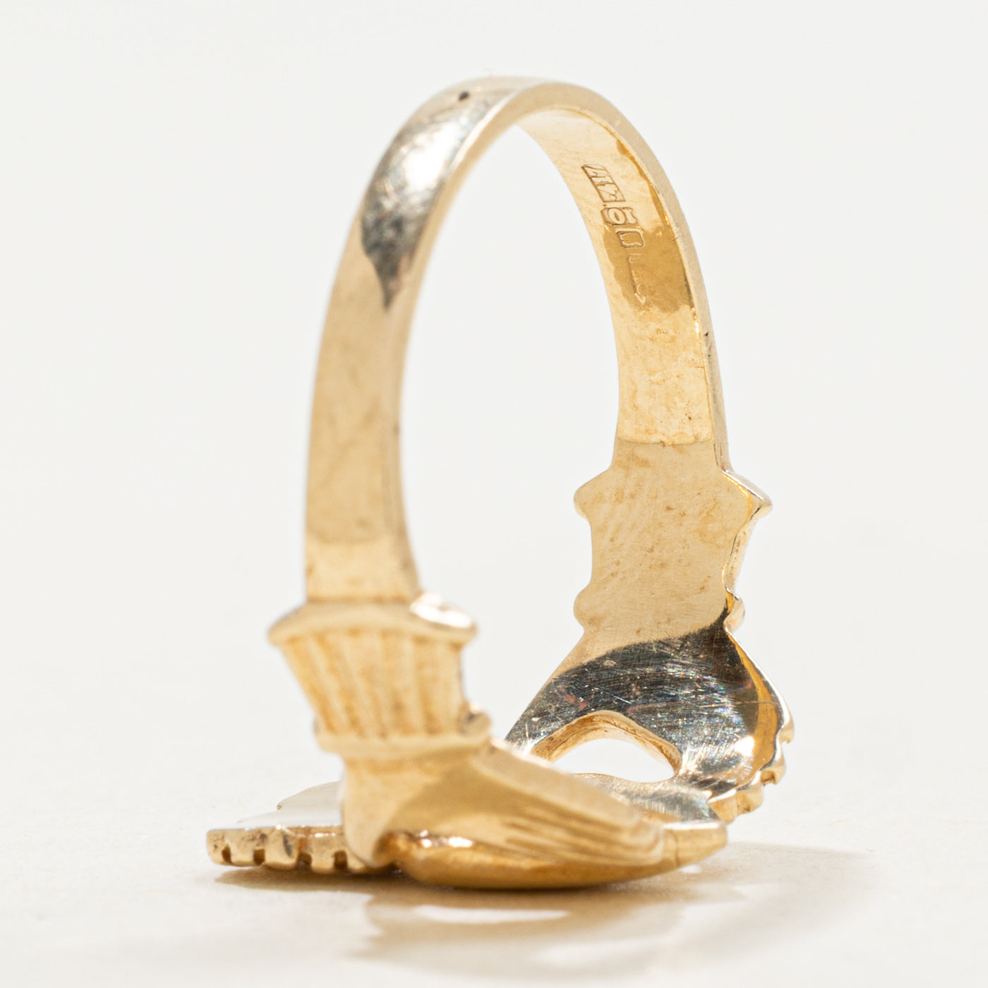 Bague Claddagh Dublin en or jaune 10 carats | Taille 7