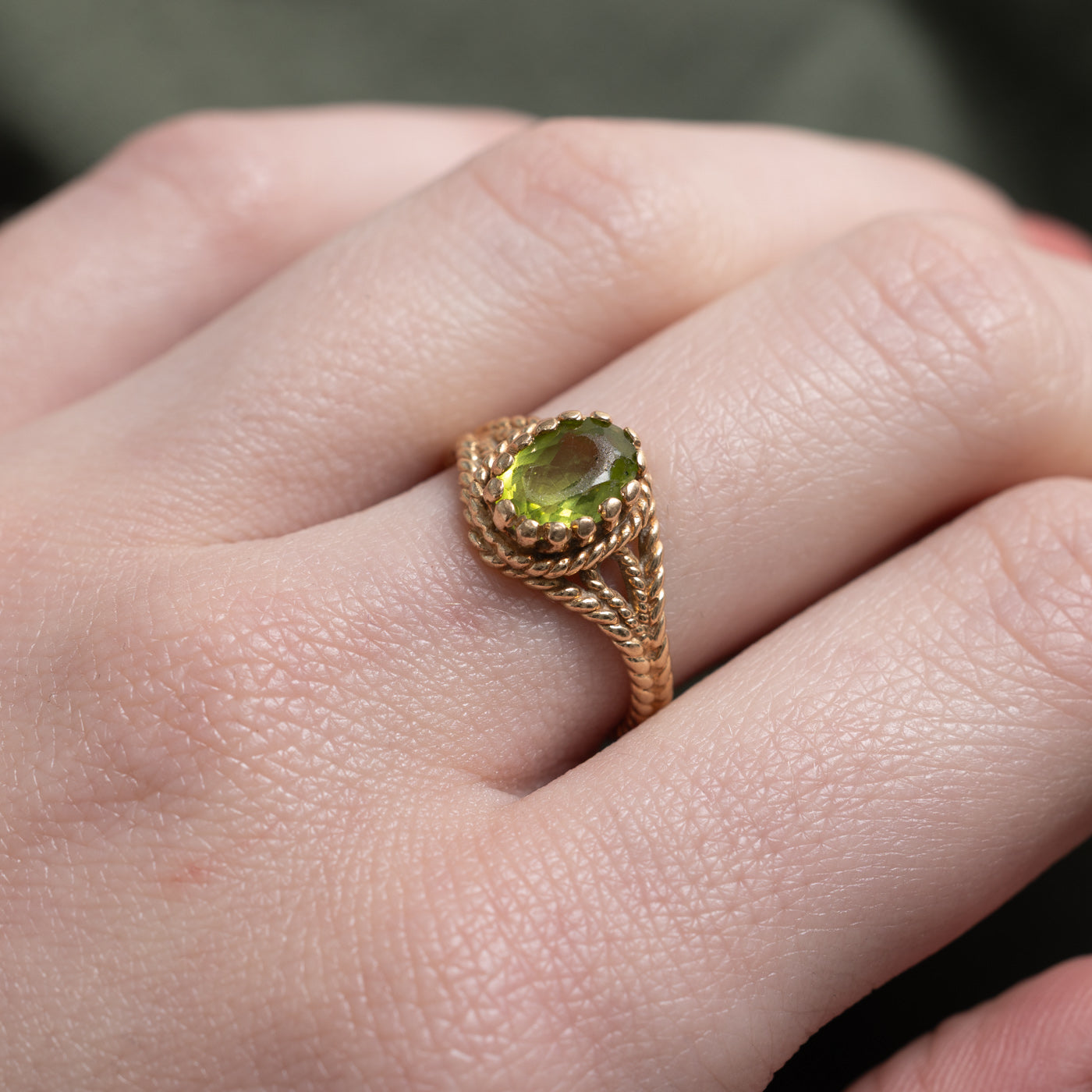 Vintage Canadian 14k Solitaire Oval Cut Peridot Ring | 1.13ct | SZ 6