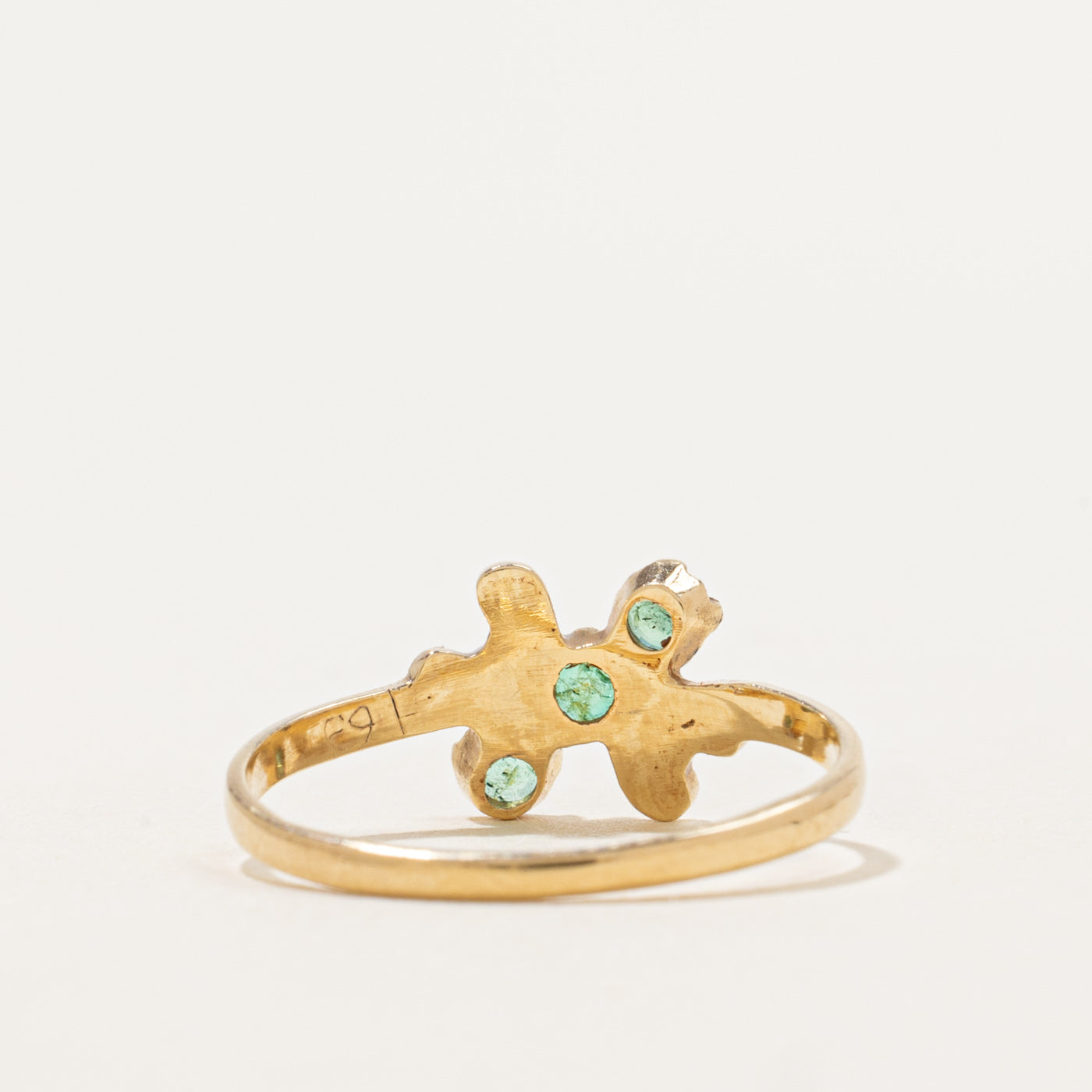 14k Three-Stone Emerald Scroll Shoulders Bypass Ring | 0.14 ctw | SZ 6.5
