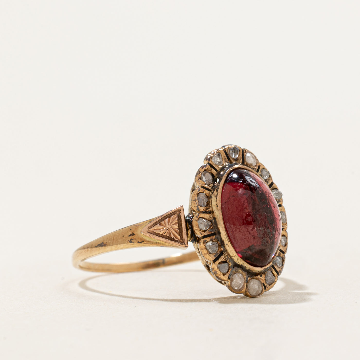 Early Art Deco Cabochon Garnet & Diamond Halo Ring | 2.50ct, 0.12ctw | SZ 7.5