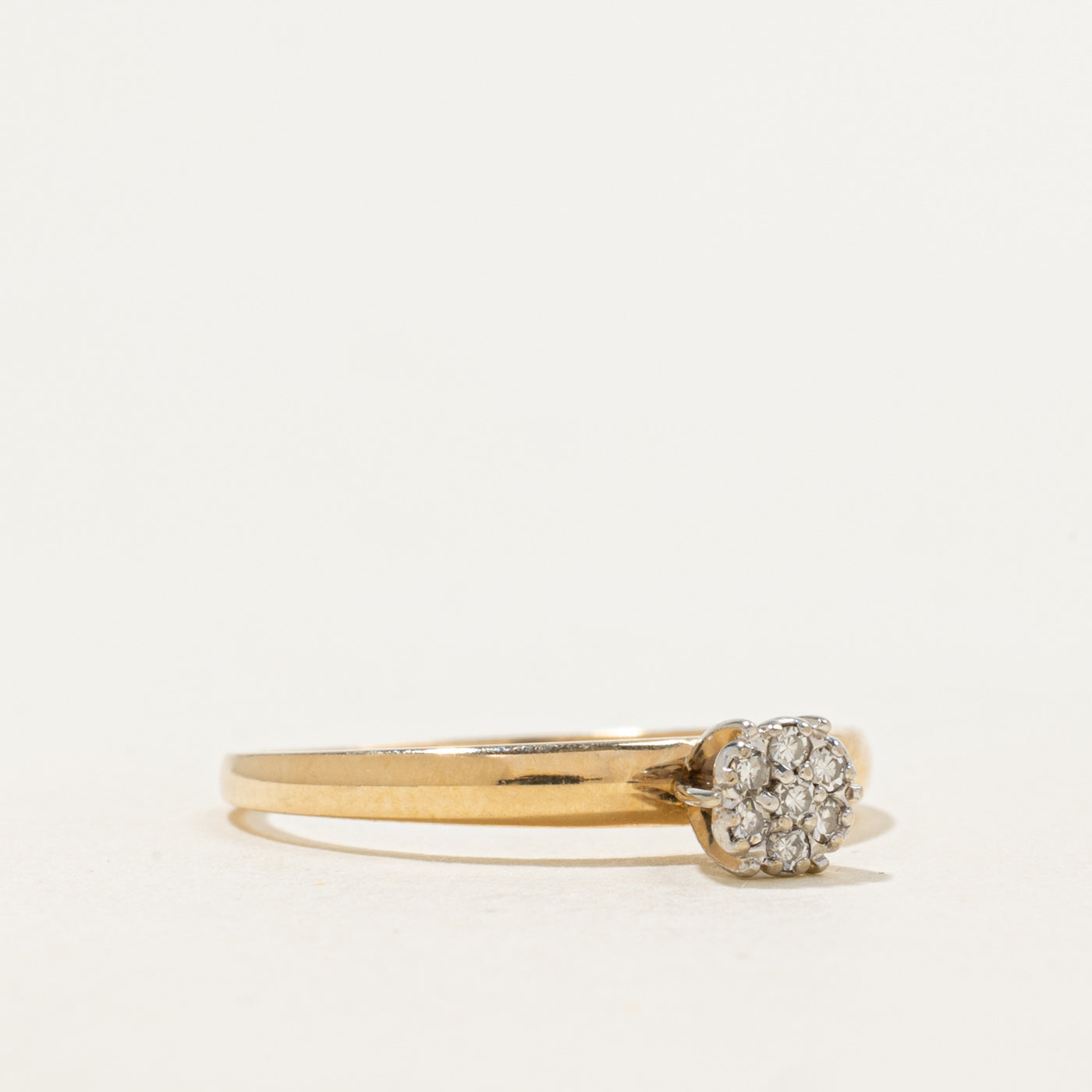 14k Cathedral Set Diamond Daisy Cluster Ring | 0.07 ctw | SZ 8