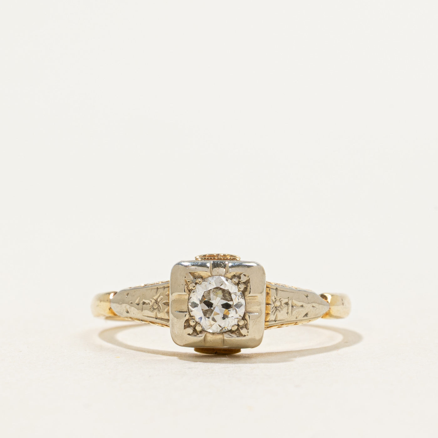 Art Deco Illusion Set Transitional Cut Diamond Engraved Ring | 0.2ct | SZ 6.25 |
