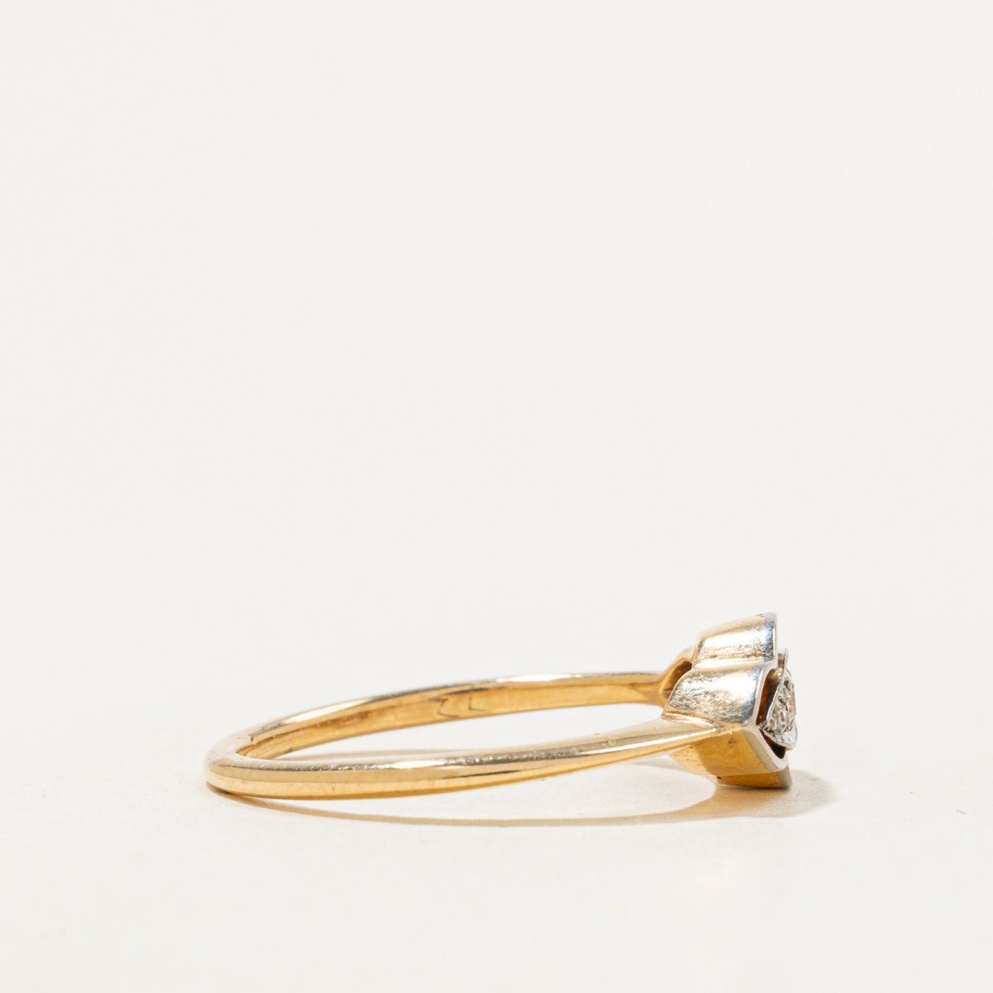 Art Deco Five Stone Diamond East West Ring | 0.08 ctw | SZ 6.25 |