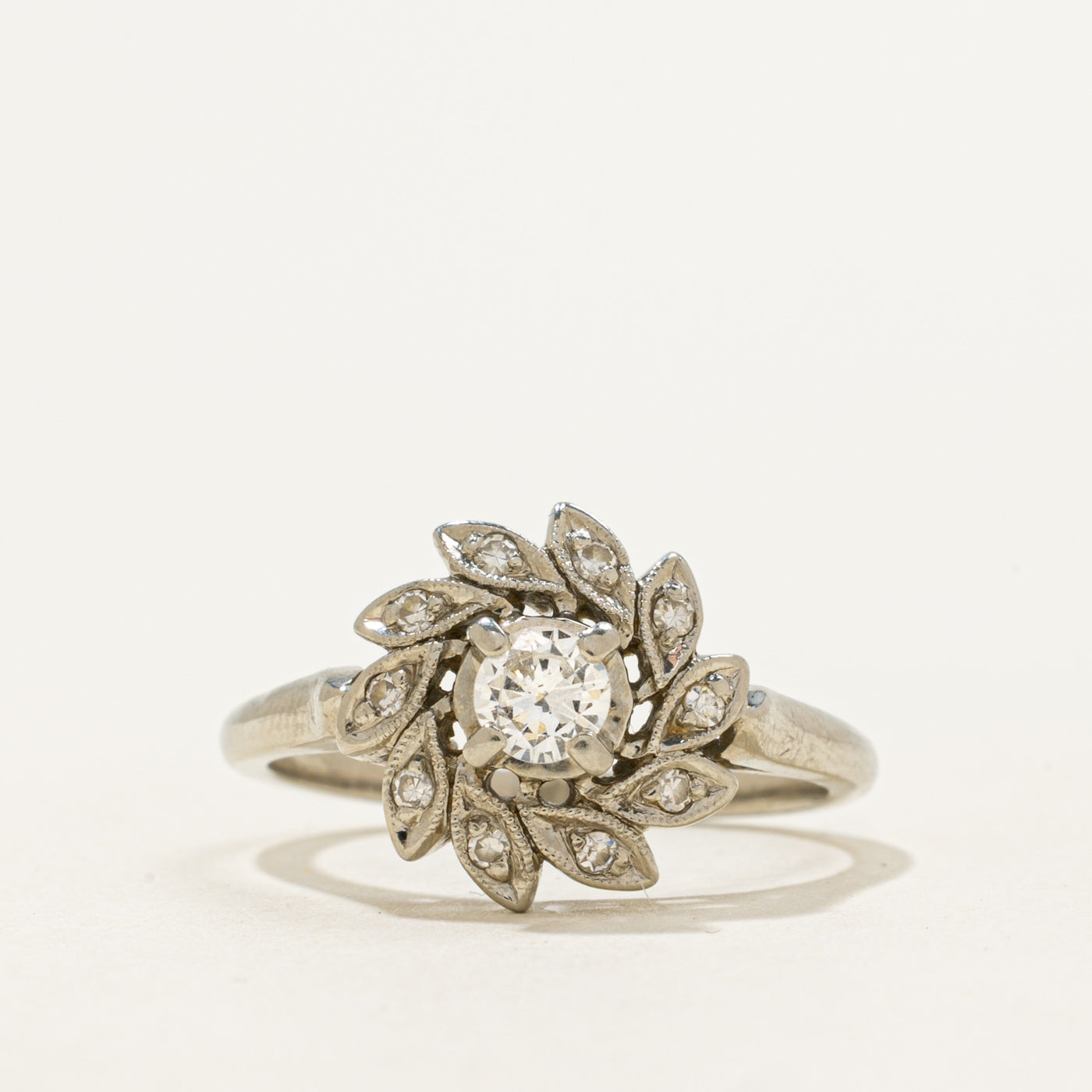Art Deco Diamond Floral Petal Cluster Ring | 0.25ct 0.1 ctw | SZ 7.25 |