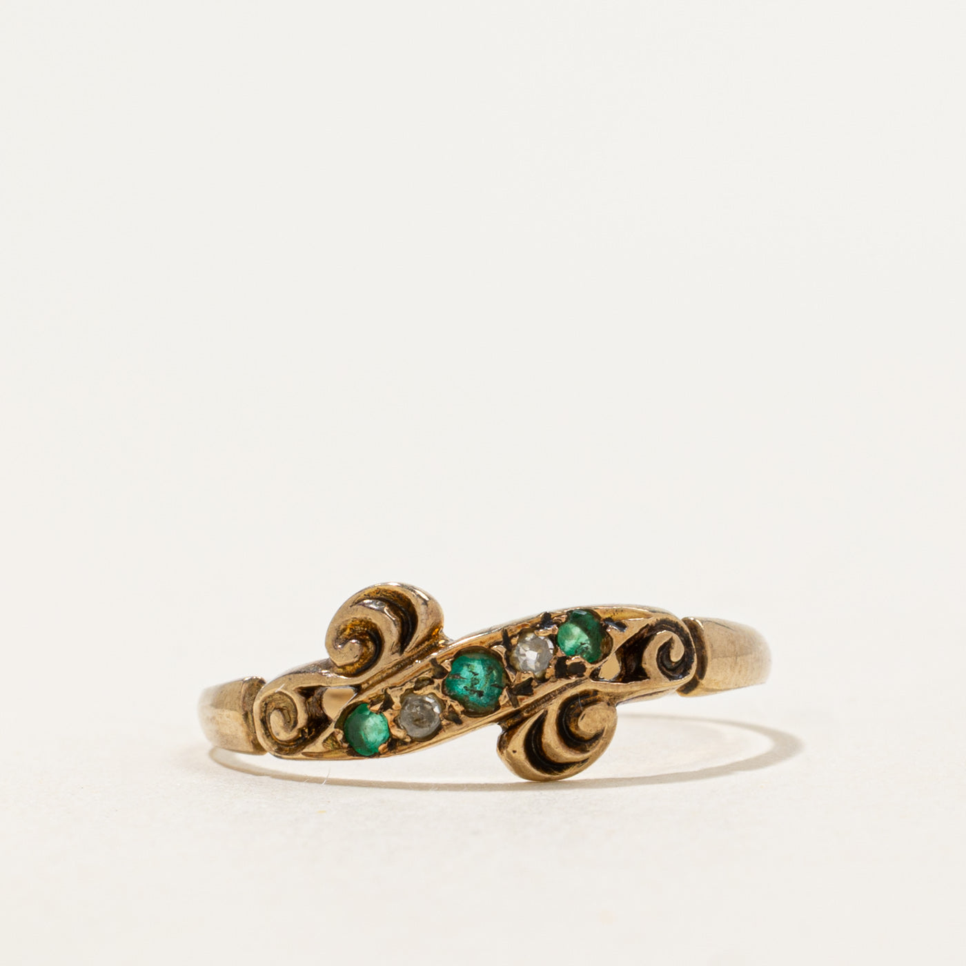 Antique Emerald & Diamond Scroll Ring | 0.10ctw 0.03ctw | SZ 8