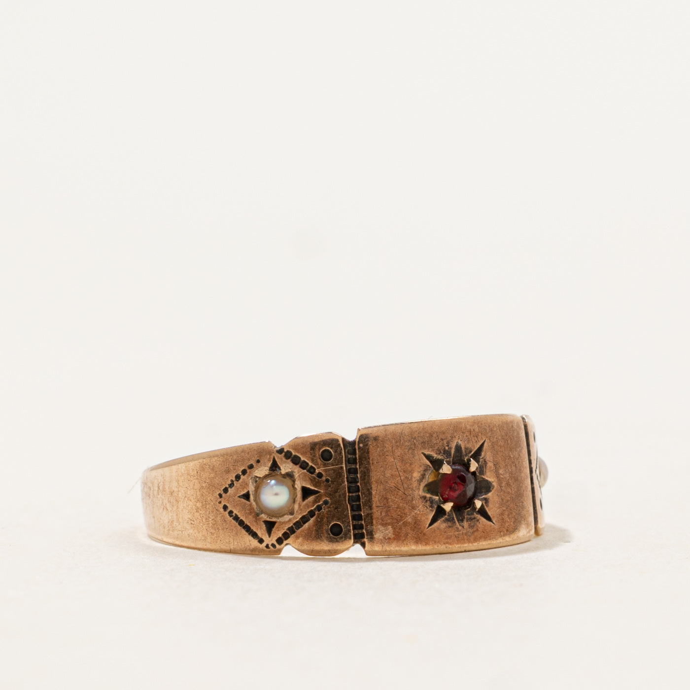Antique Canadian Star Set Garnet & Seed Pearl Ring | 0.01 ct | SZ 6.25