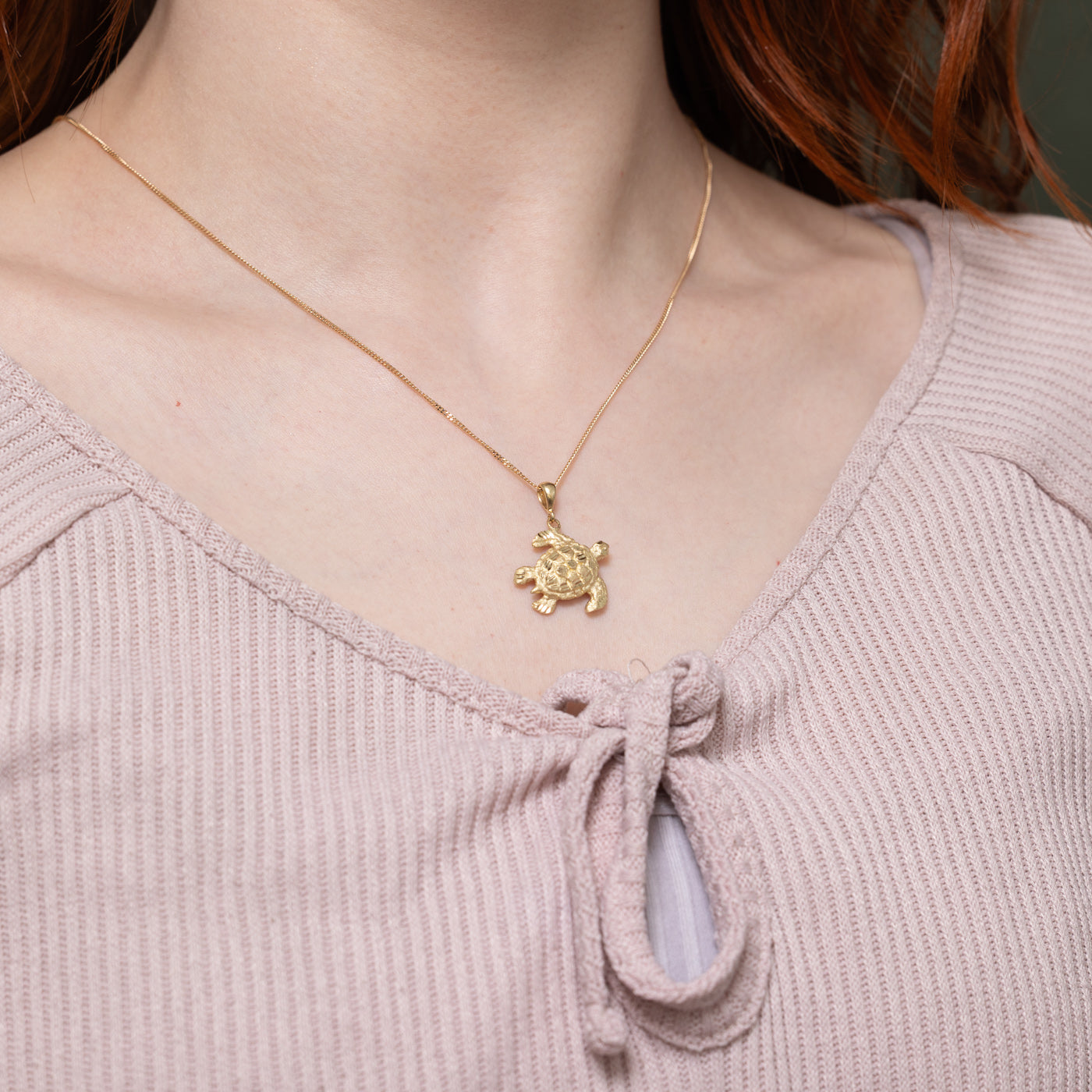 14k Diamond-Cut Turtle Pendant
